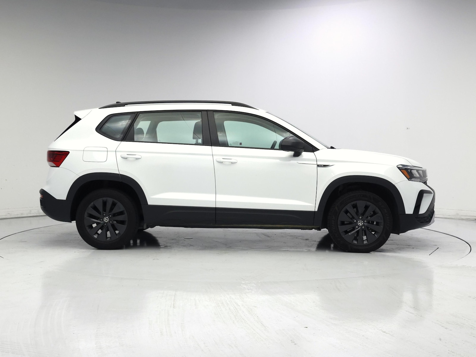 2024 Volkswagen Taos S - Photo 8