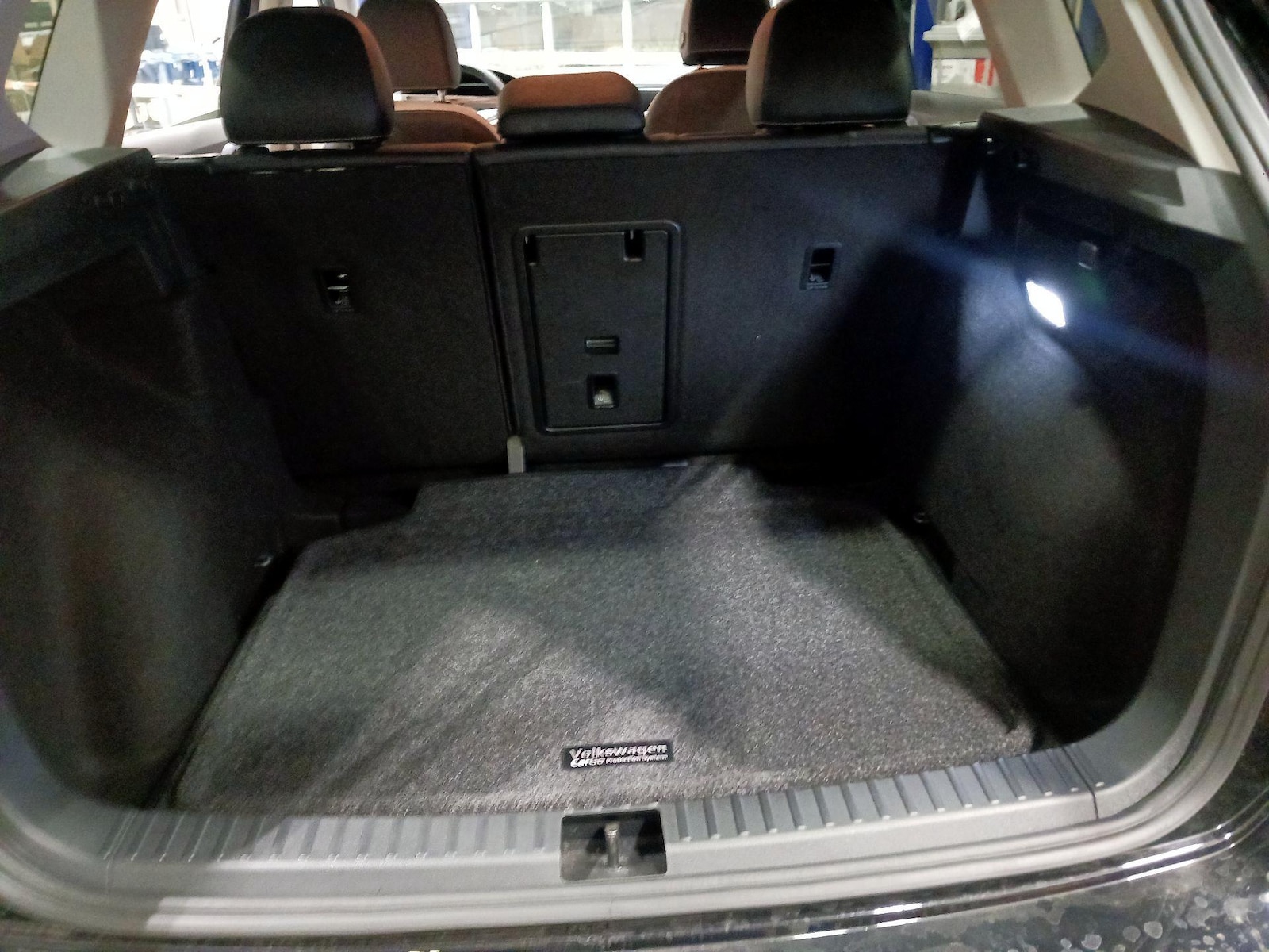 2025 Volkswagen Taos SE - Photo 15