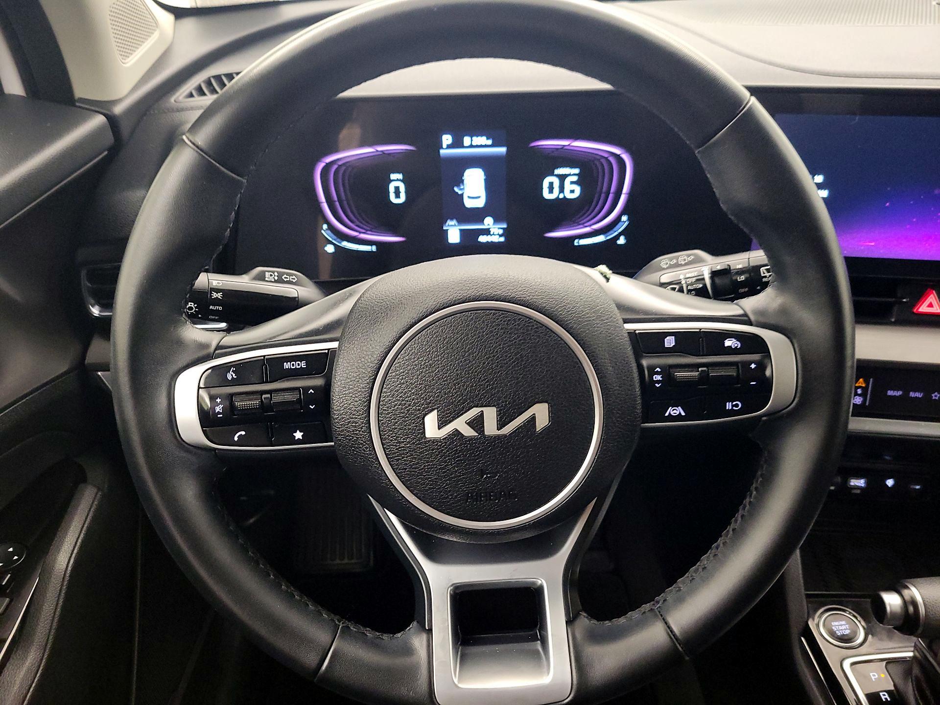 Thumbnail: 2023 Kia Sportage - 10