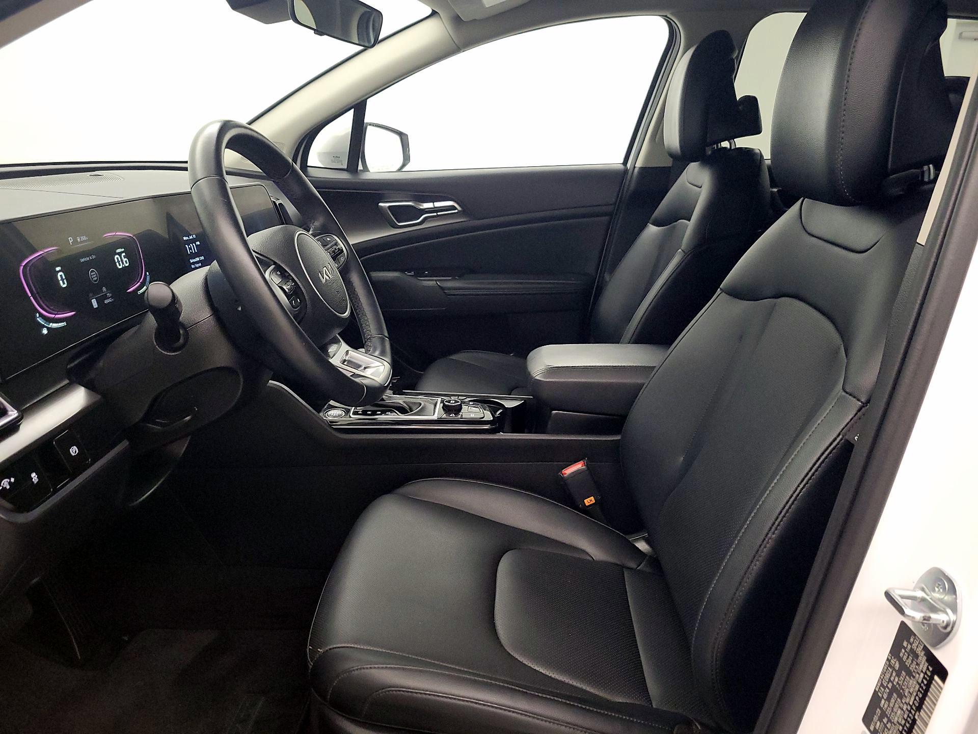 Thumbnail: 2023 Kia Sportage - 11
