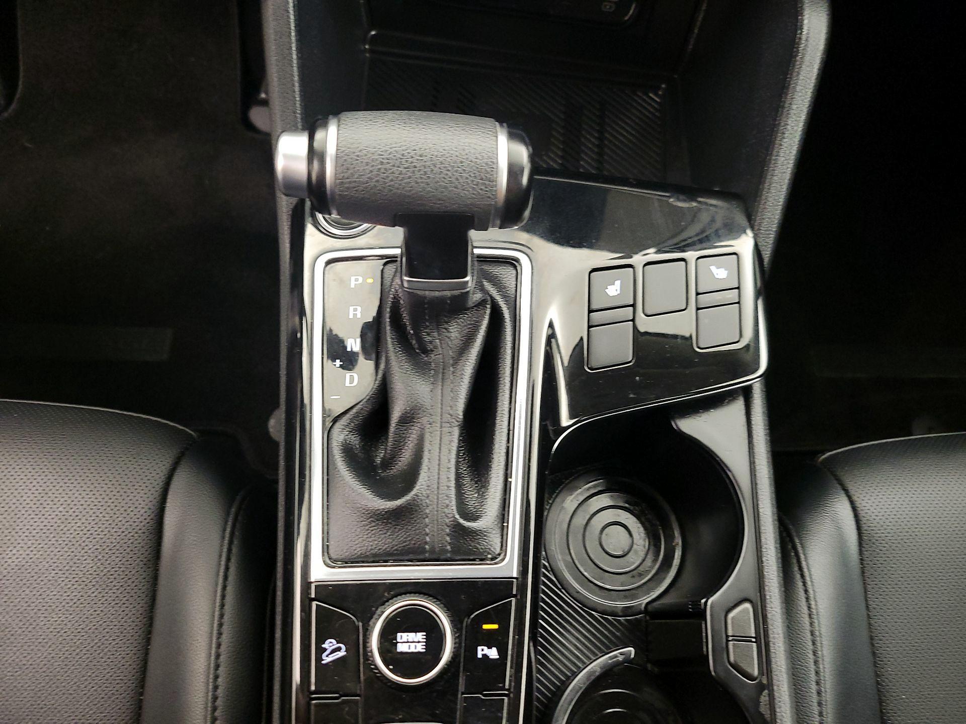 Thumbnail: 2023 Kia Sportage - 18