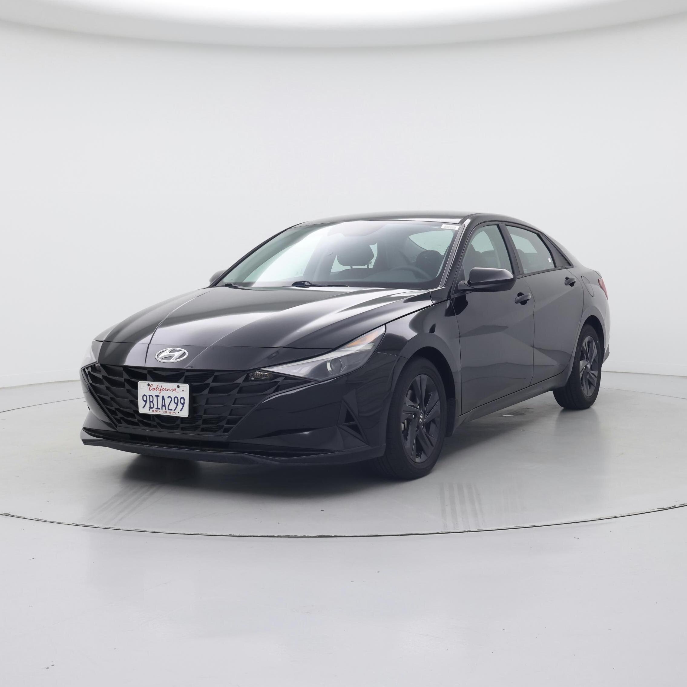 Thumbnail: 2022 Hyundai Elantra - 4