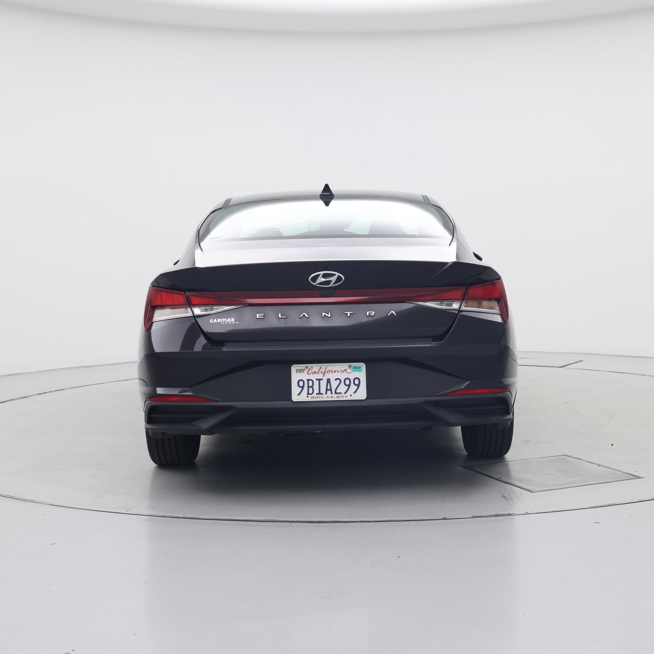 Thumbnail: 2022 Hyundai Elantra - 6