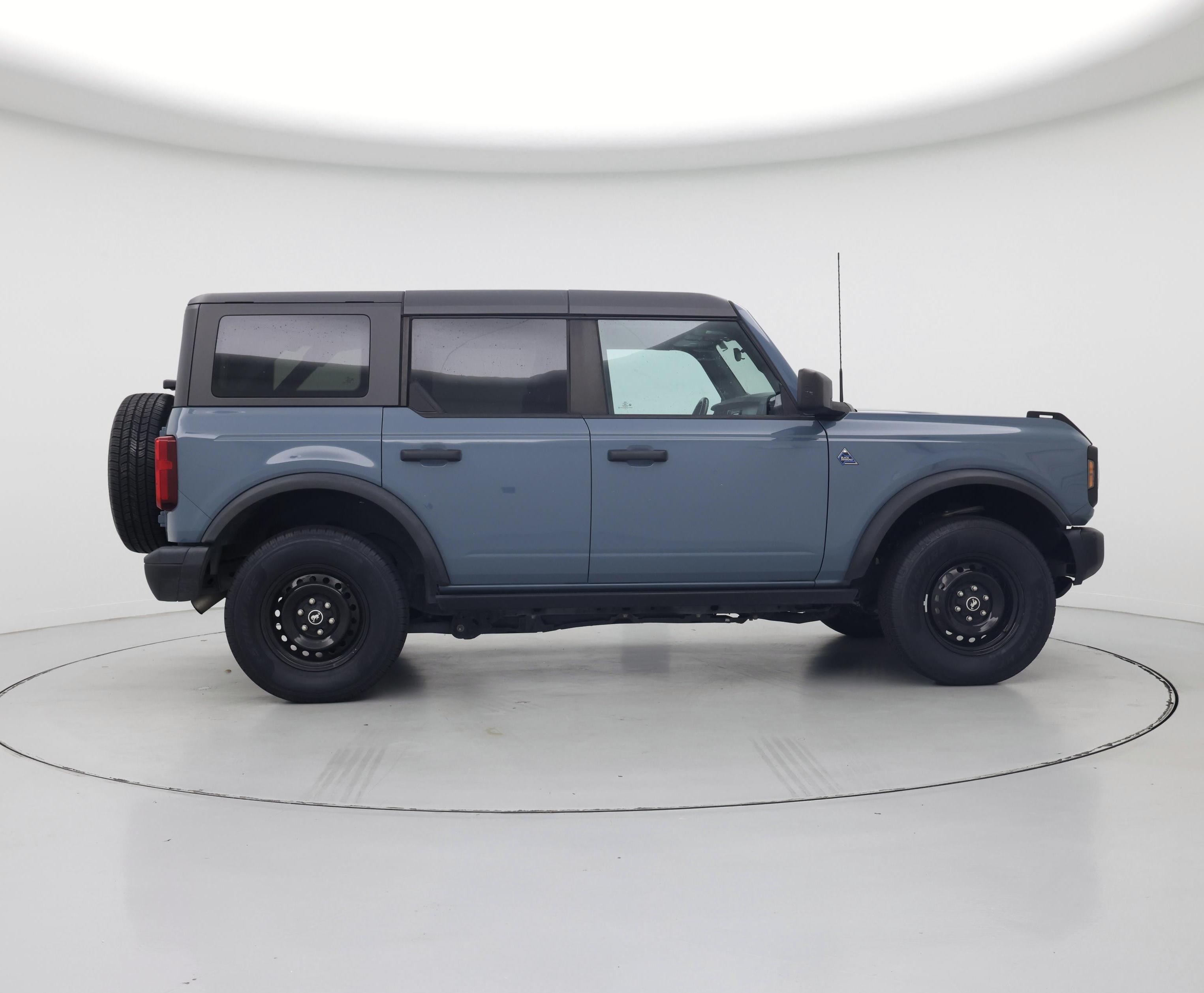 Thumbnail: 2022 Ford Bronco - 7