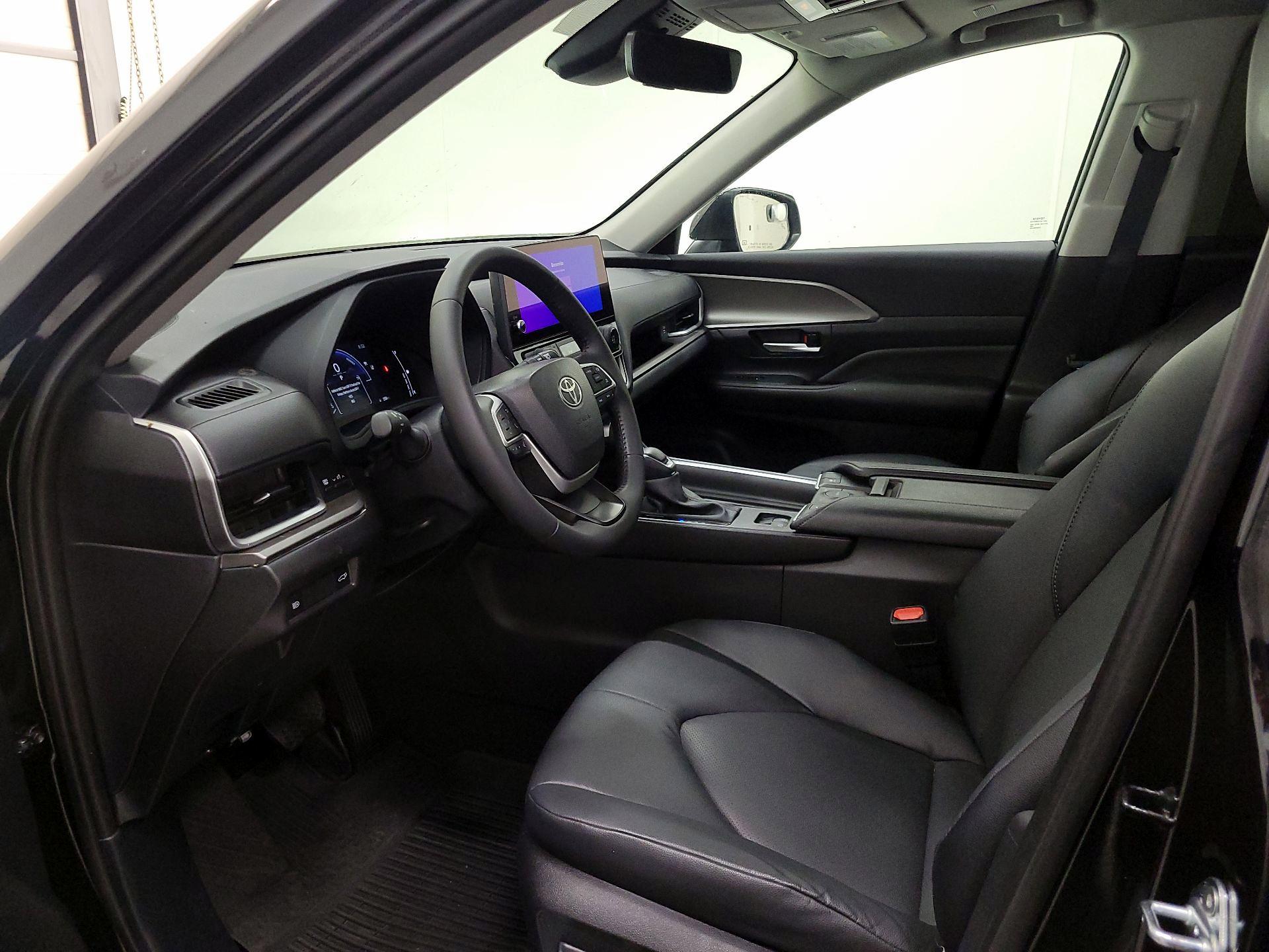 Thumbnail: 2025 Toyota Highlander - 11