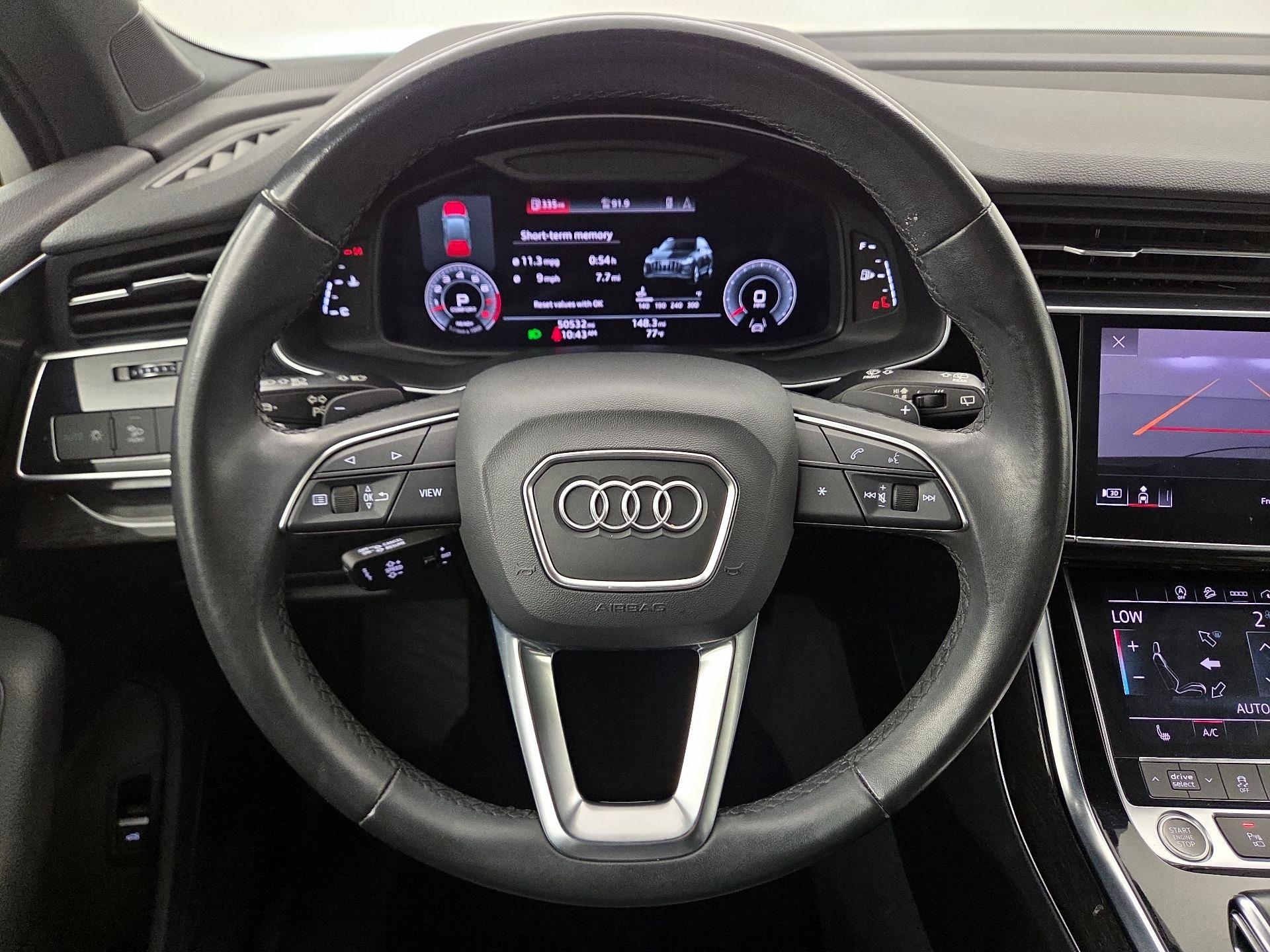 Thumbnail: 2022 Audi Q7 - 10