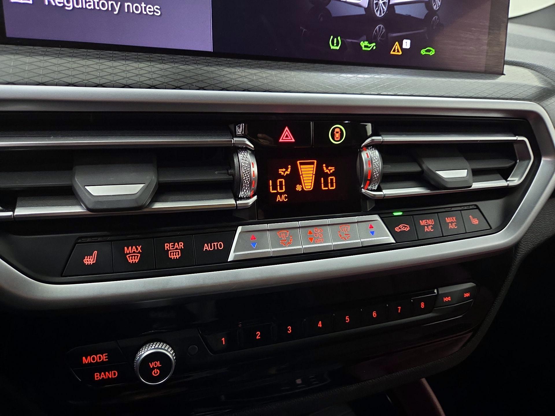 Thumbnail: 2023 BMW X4 - 17