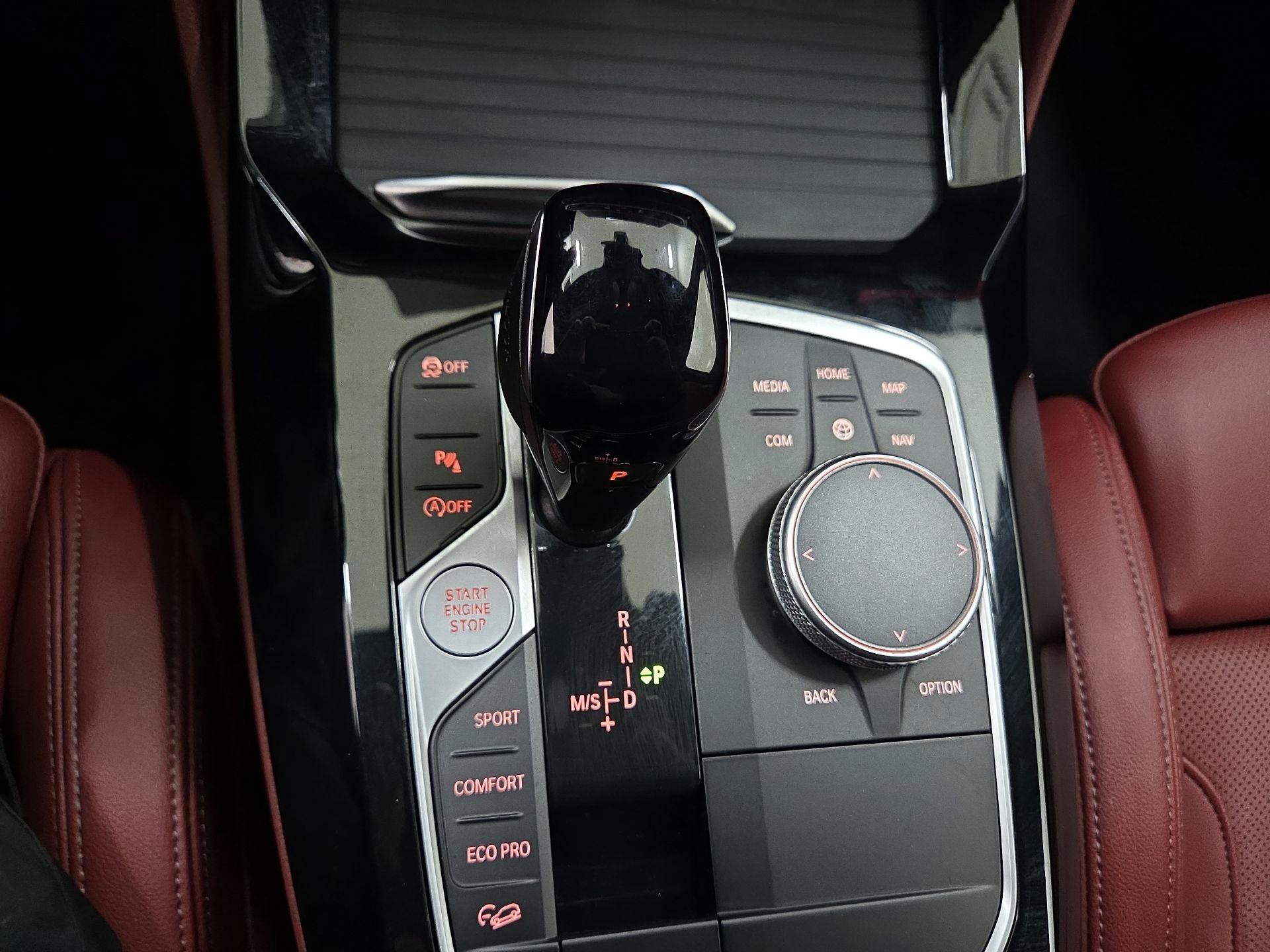 Thumbnail: 2023 BMW X4 - 18