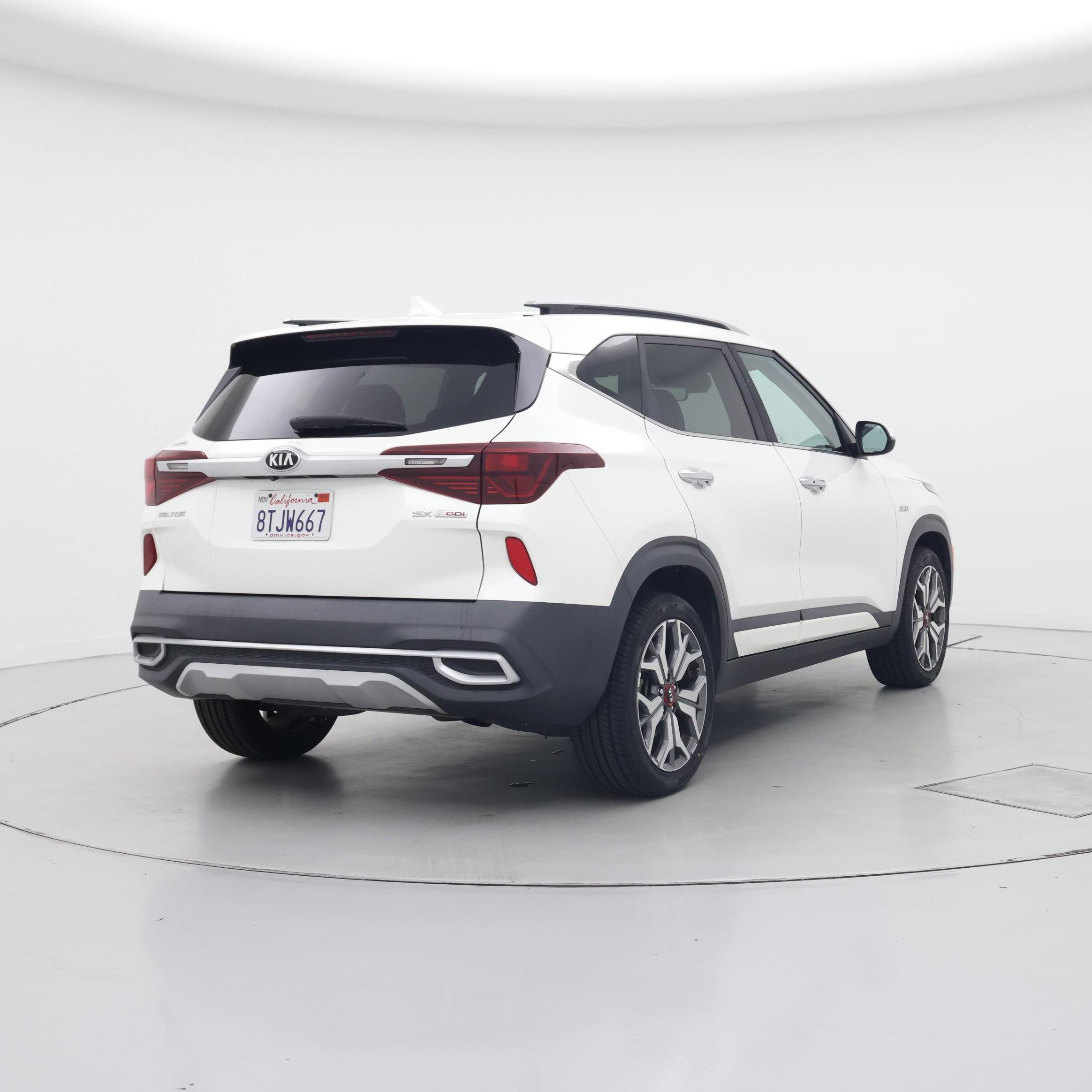 Thumbnail: 2021 Kia Seltos - 8