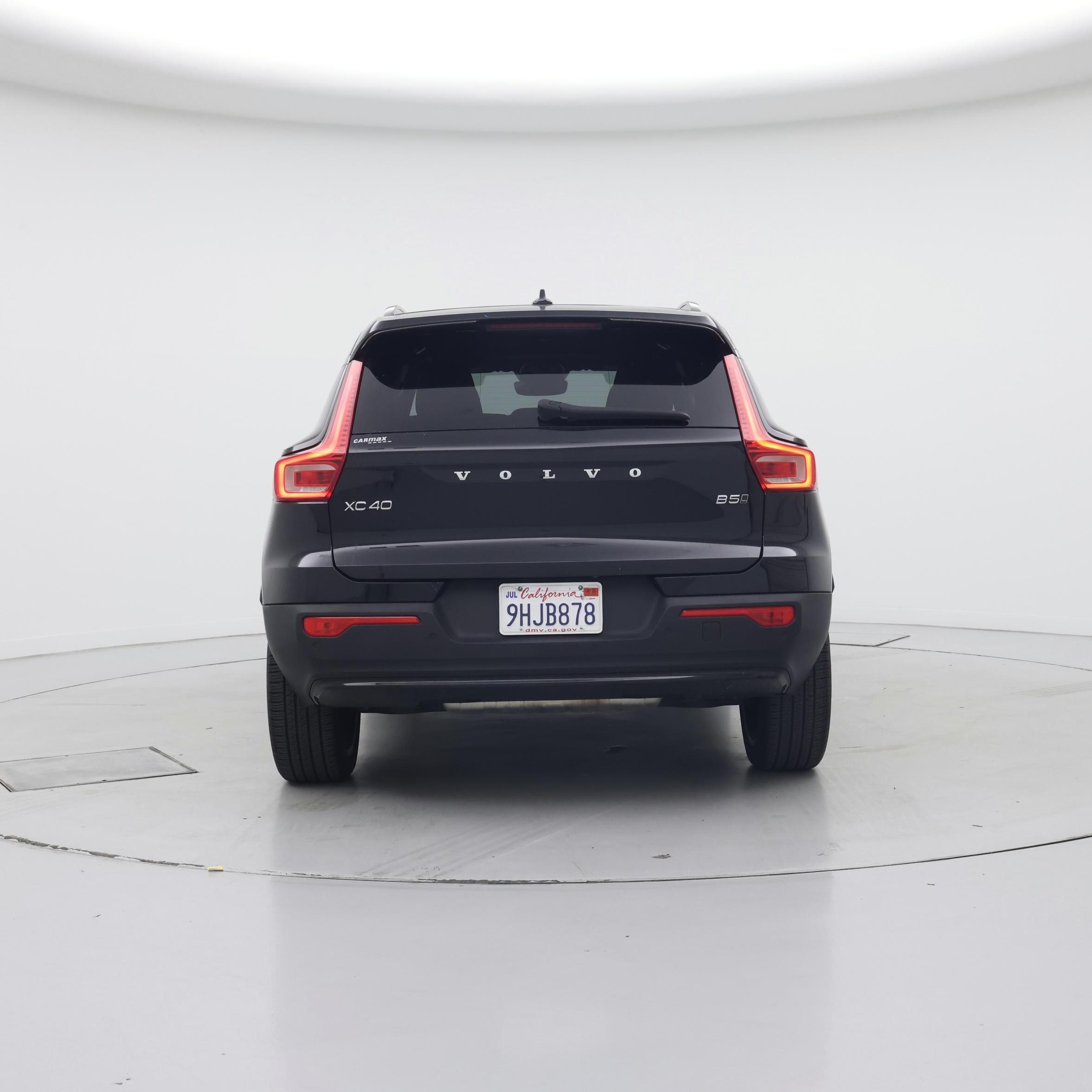 Thumbnail: 2023 Volvo XC40 - 6