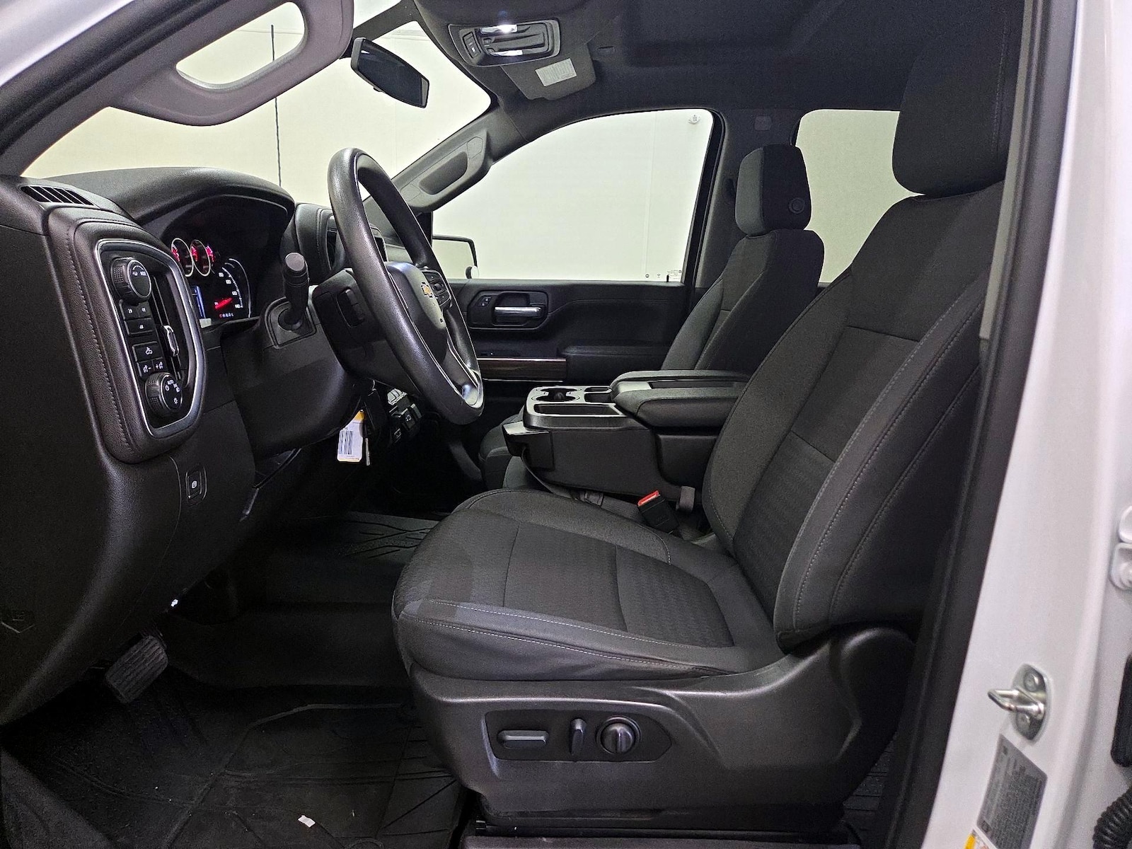 Power Seat(s) & Side Airbags
