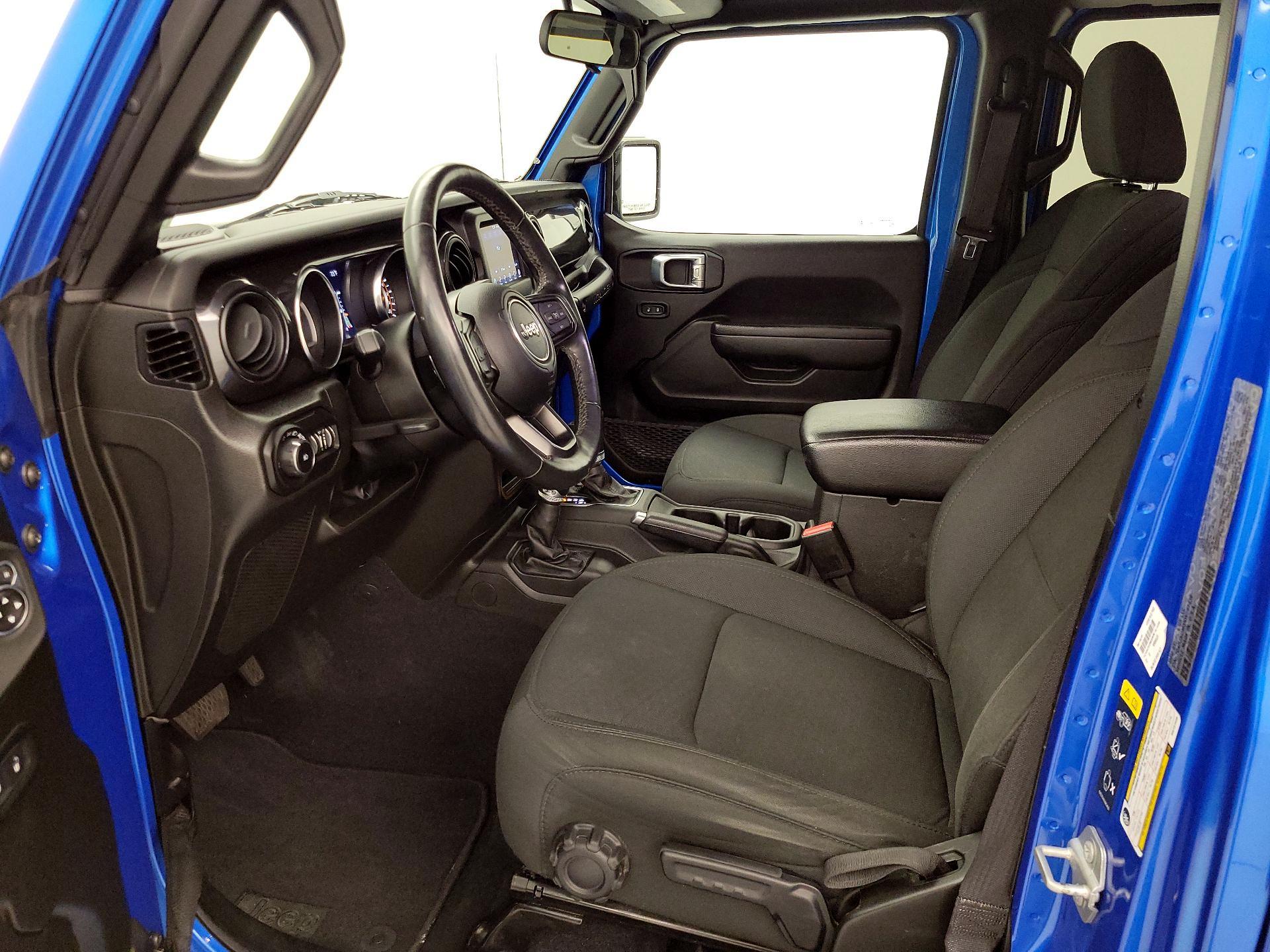 Thumbnail: 2022 Jeep Wrangler - 11