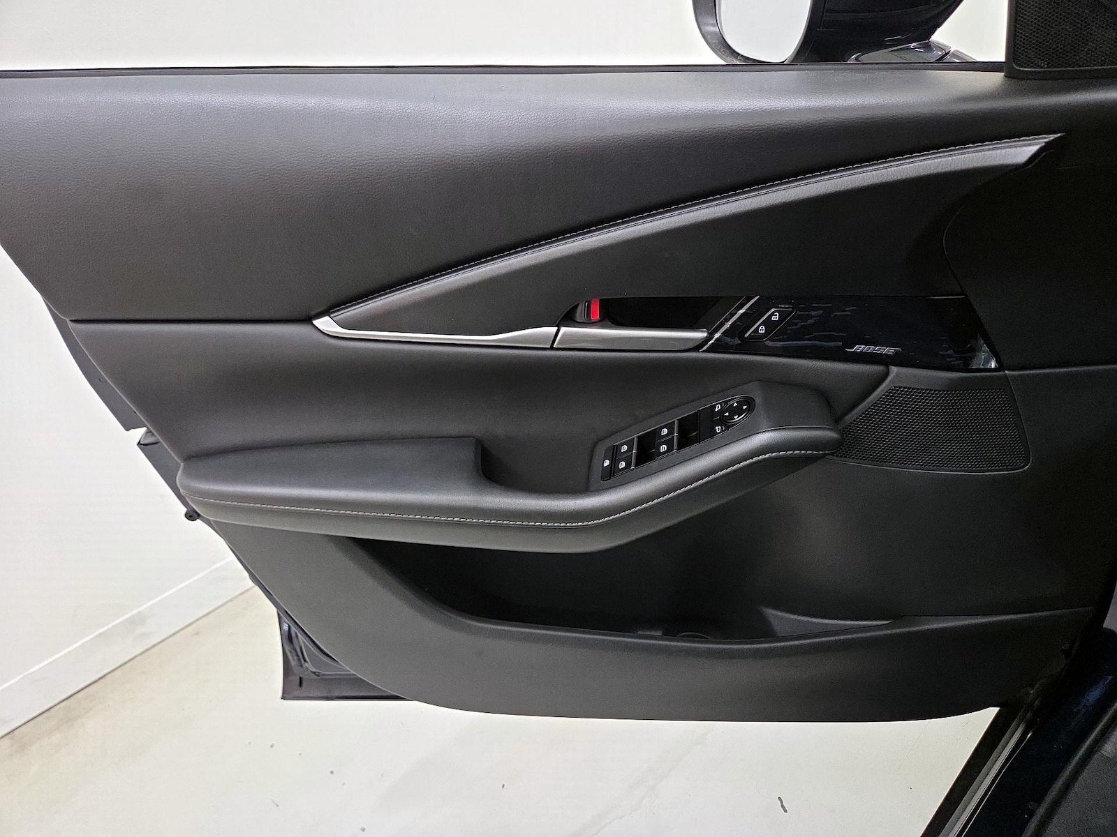 2026 Mazda CX-30 Premium - Photo 13