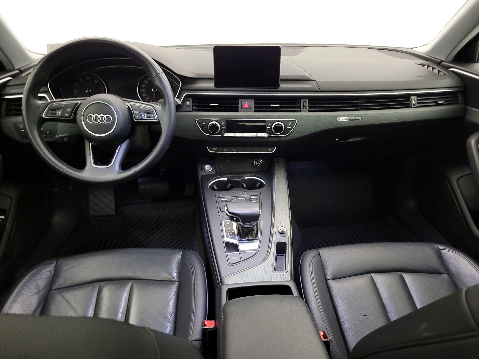 Thumbnail: 2019 Audi A4 - 9