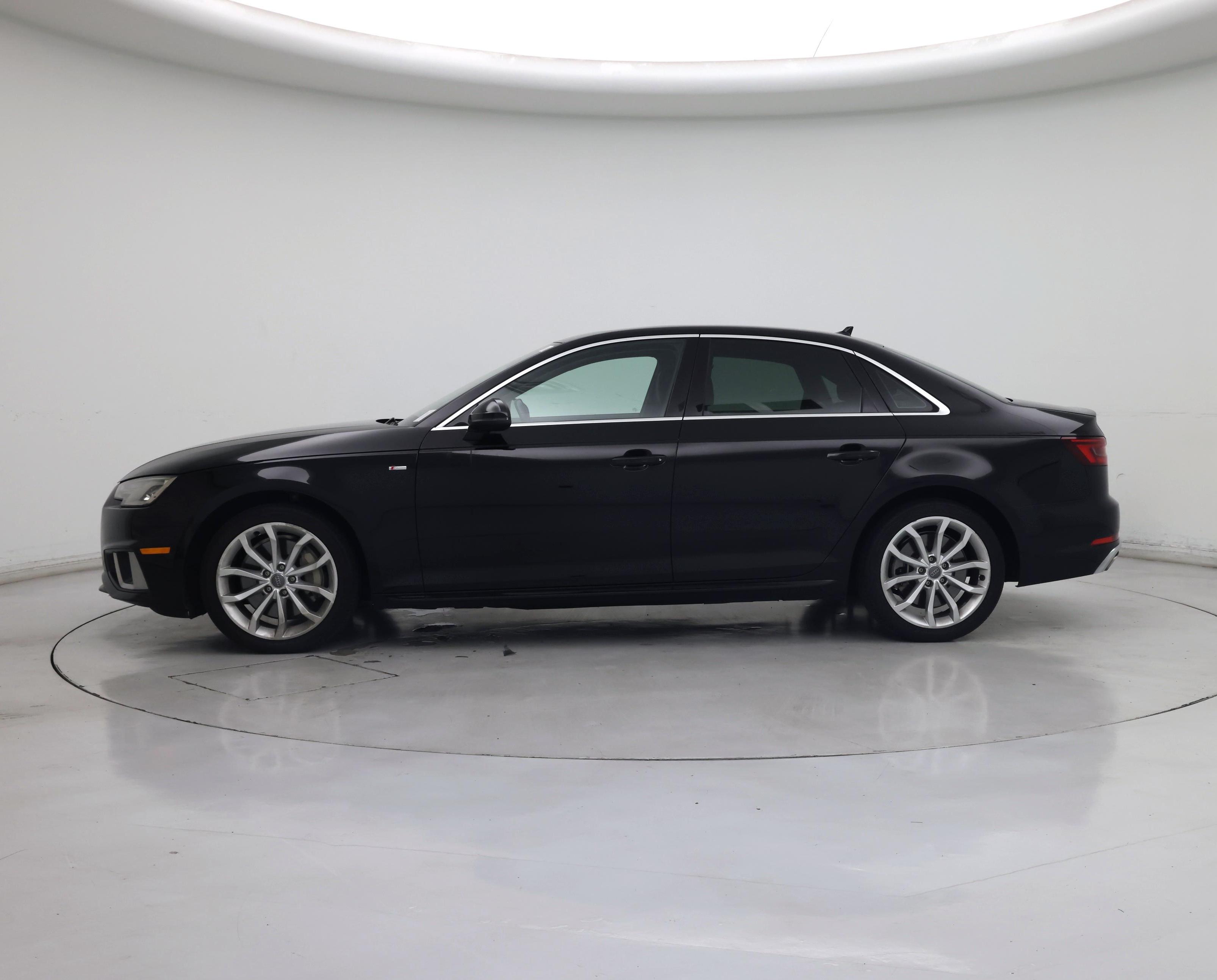 Thumbnail: 2019 Audi A4 - 3
