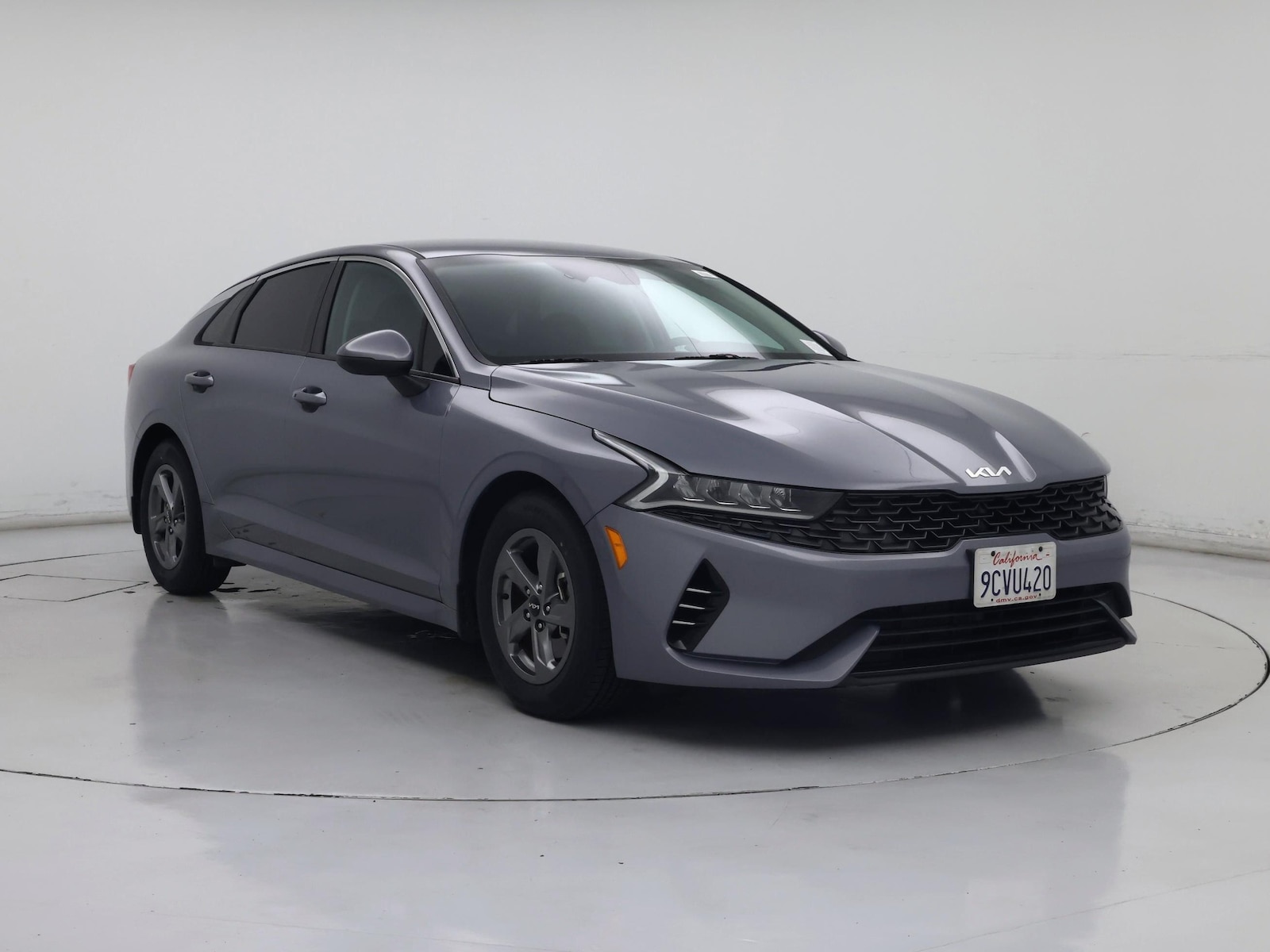 2023 Kia K5 LXS - Photo 2