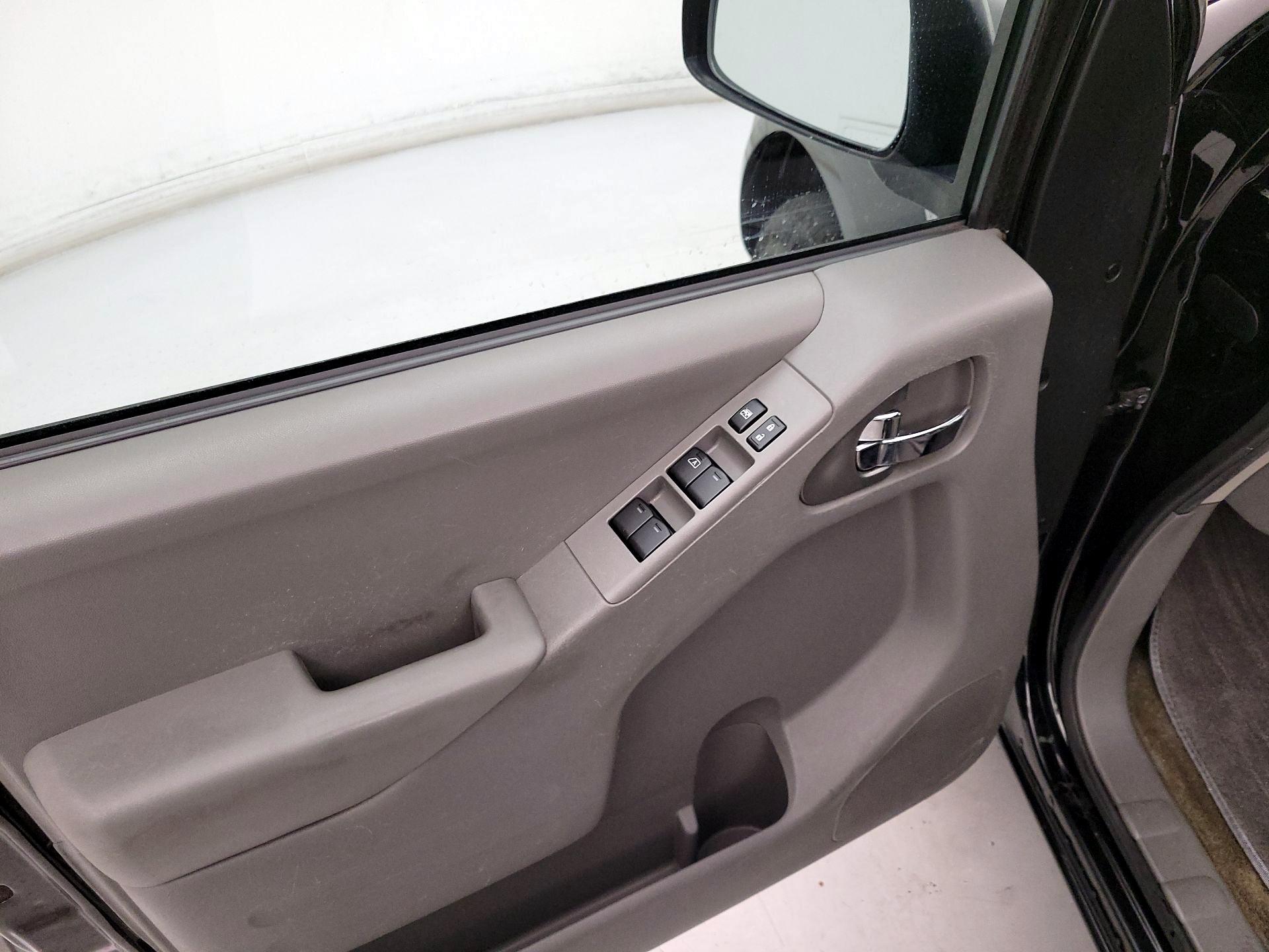 Thumbnail: 2016 Nissan Frontier - 12