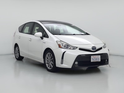 2015 Toyota Prius v Five