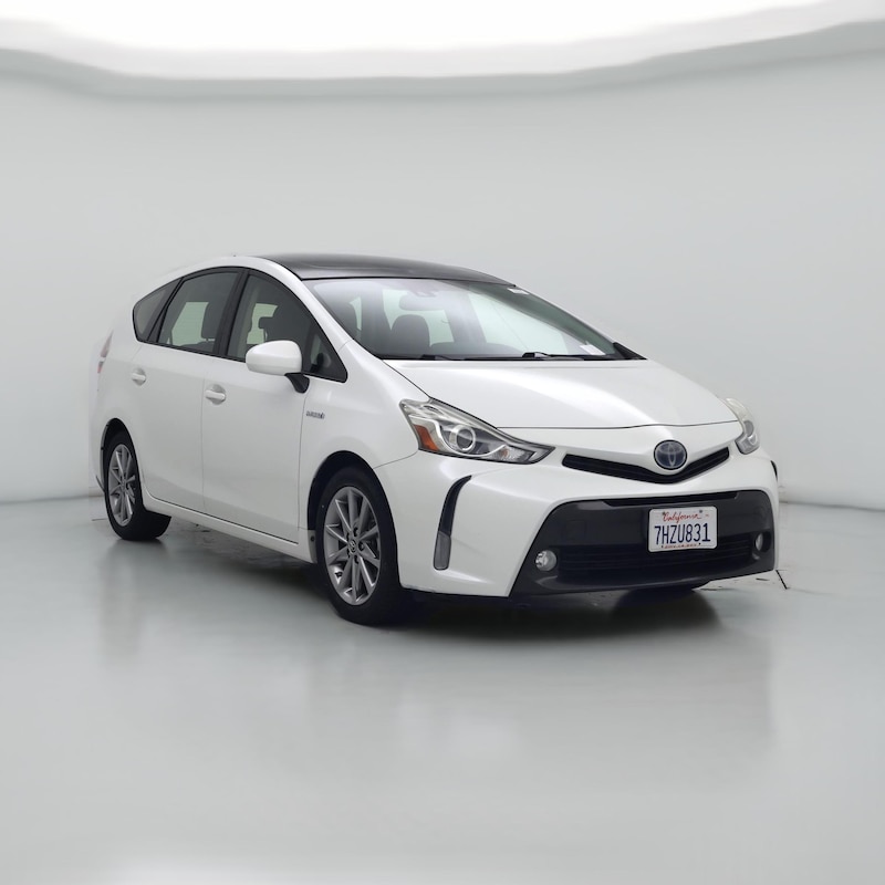 2015 Toyota Prius v Five