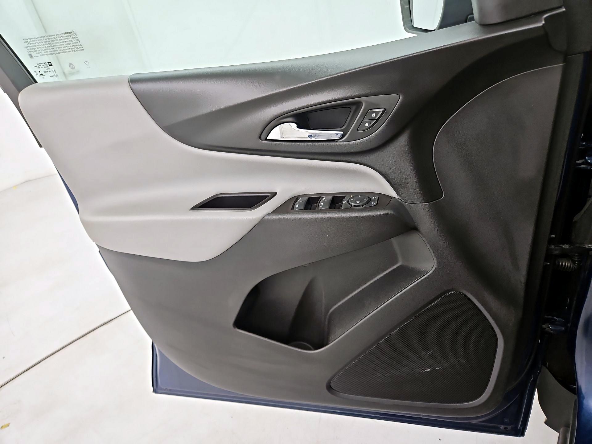 Thumbnail: 2021 Chevrolet Equinox - 12