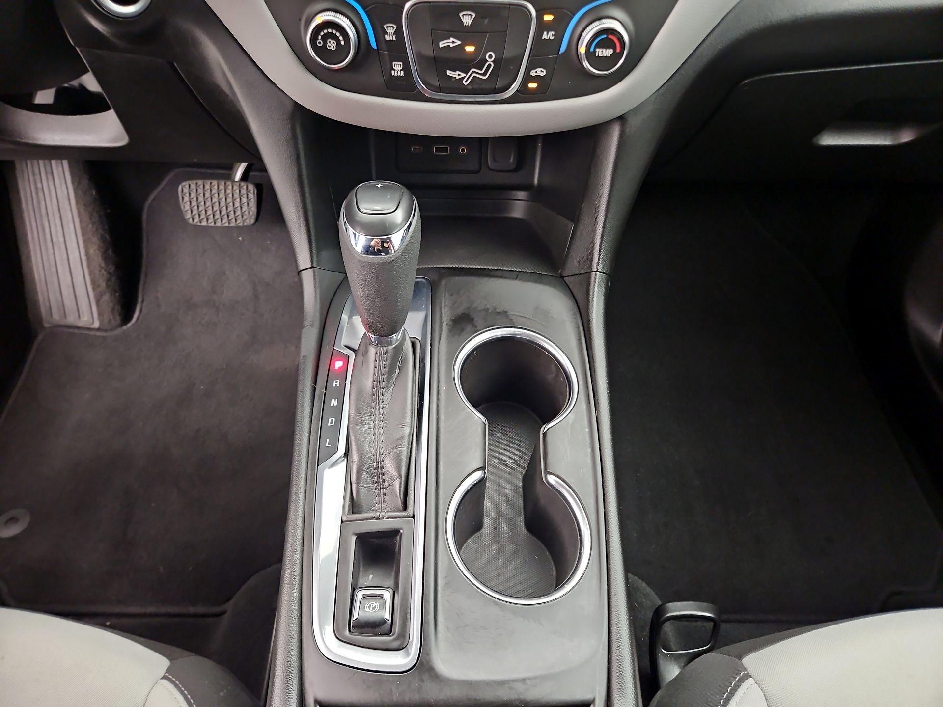 Thumbnail: 2021 Chevrolet Equinox - 17