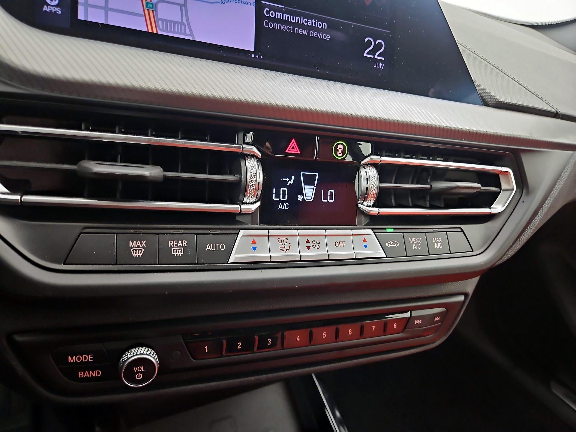 Thumbnail: 2024 BMW 2 Series - 16
