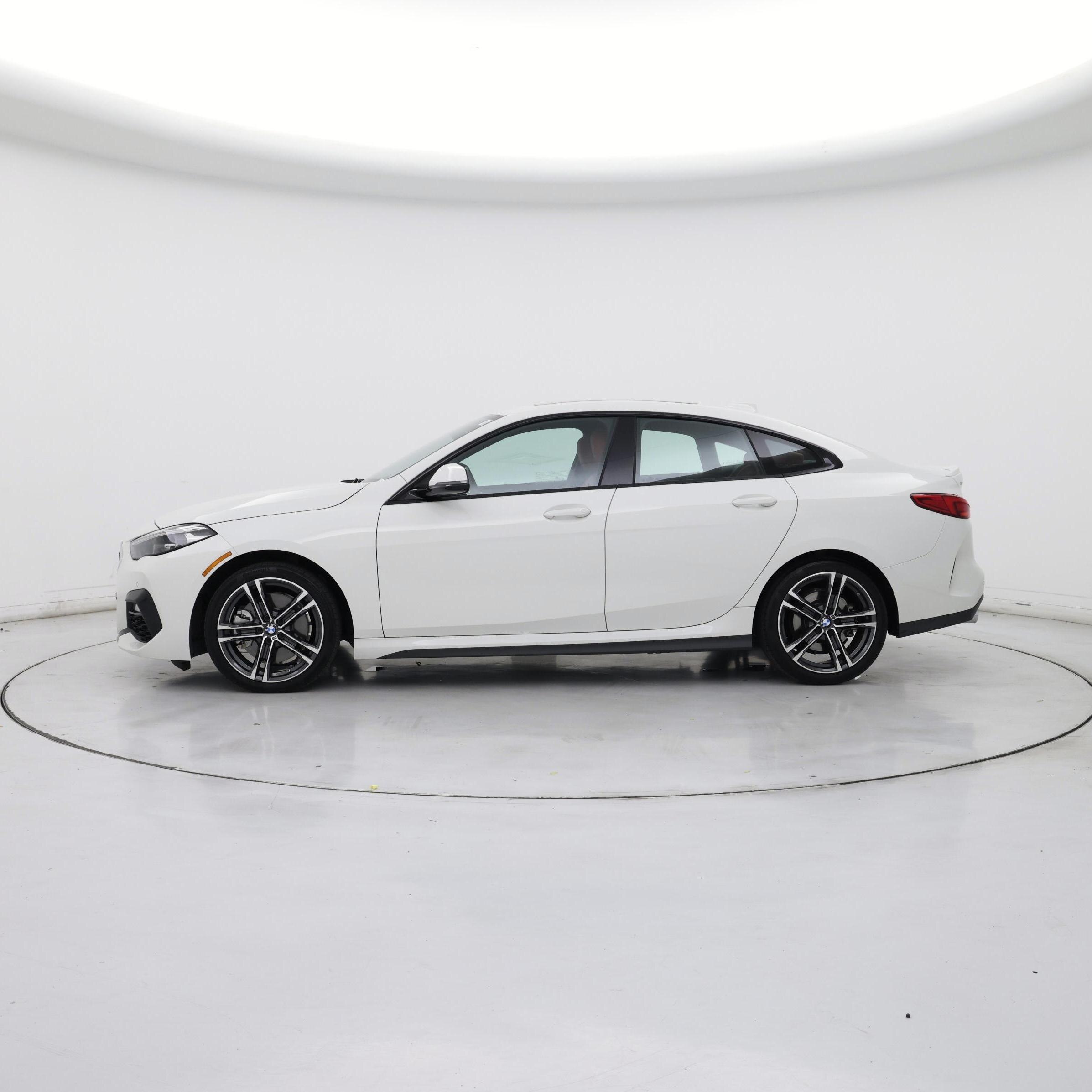 Thumbnail: 2024 BMW 2 Series - 3
