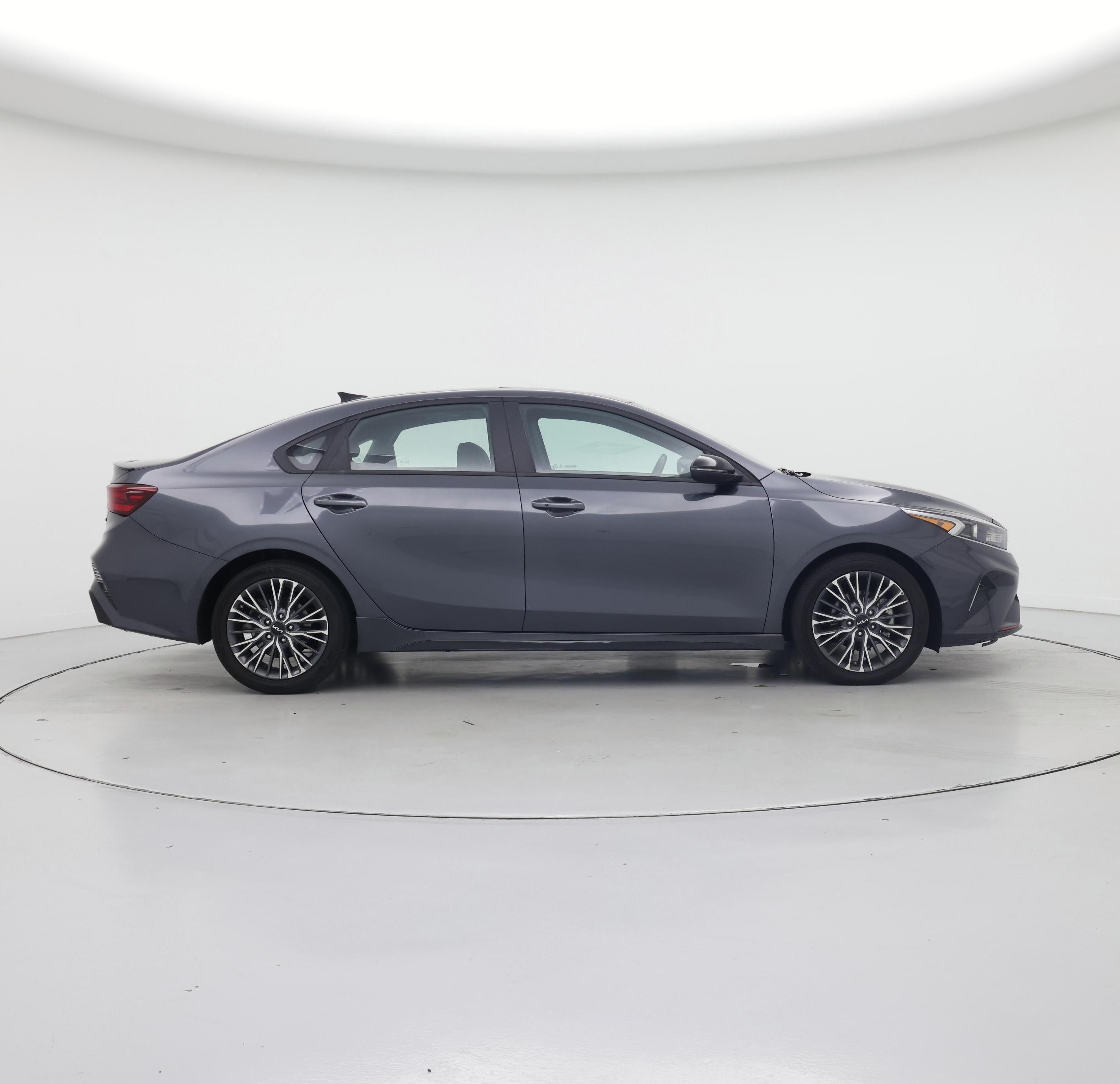 Thumbnail: 2024 Kia Forte - 7
