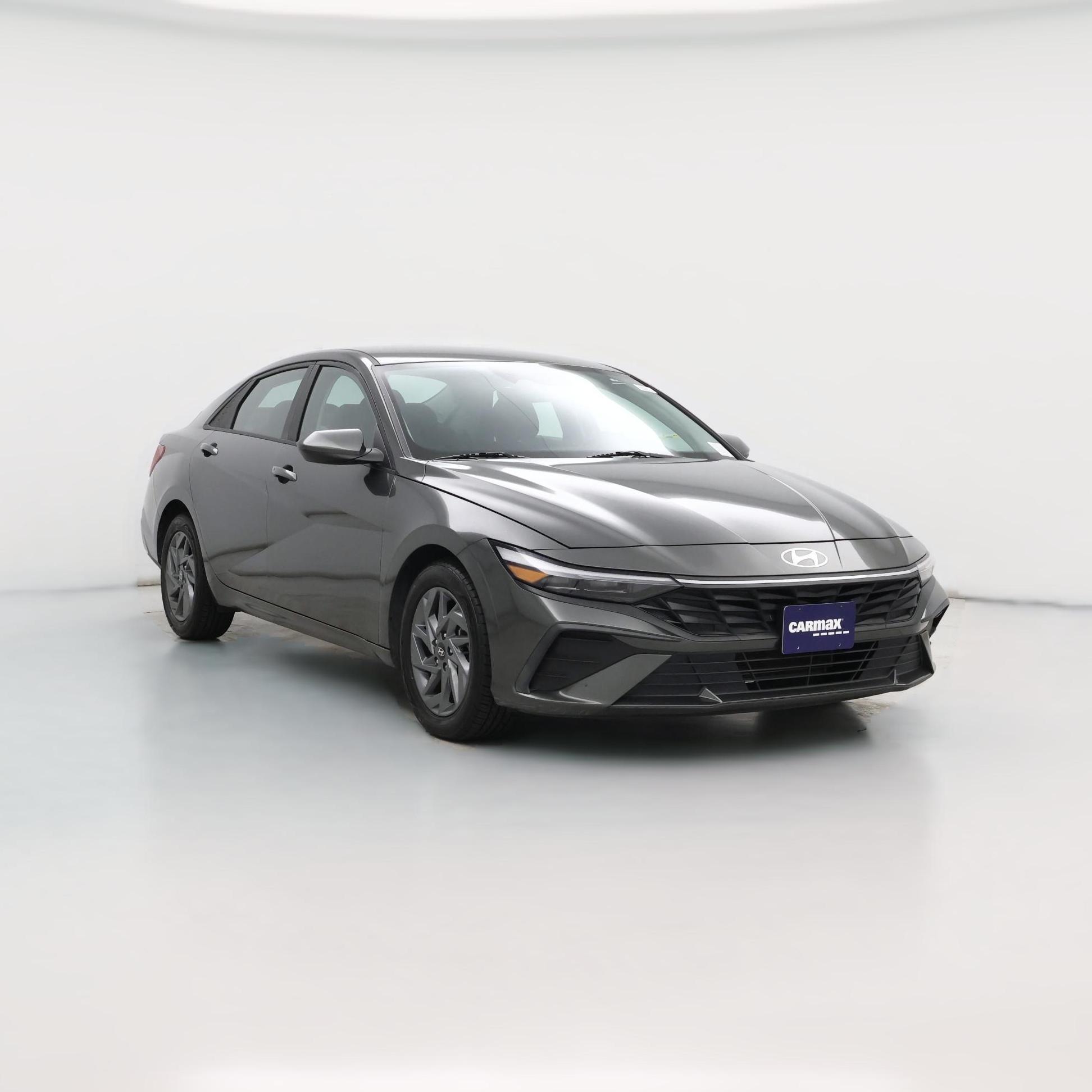 Thumbnail: 2024 Hyundai Elantra - 1