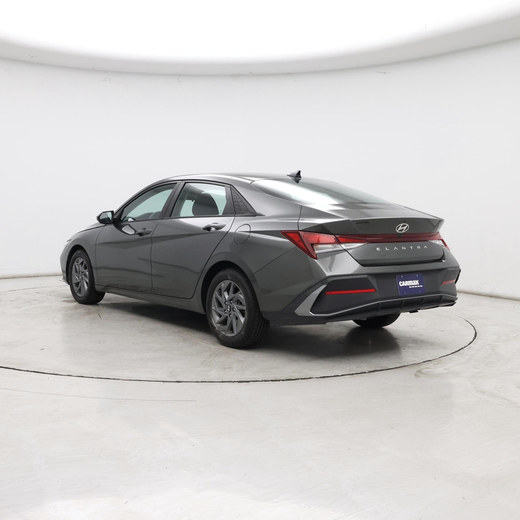Thumbnail: 2024 Hyundai Elantra - 2
