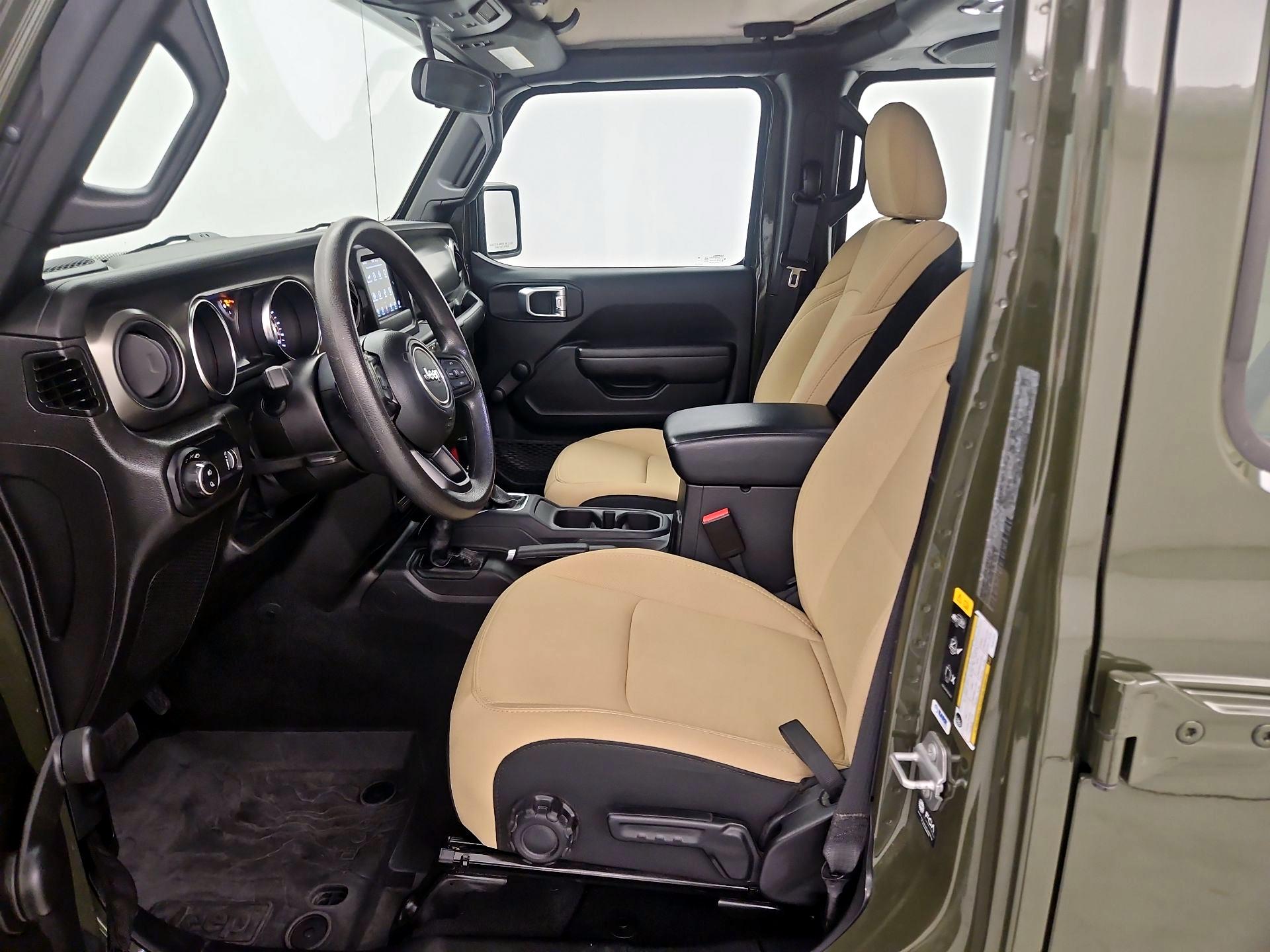 Thumbnail: 2023 Jeep Gladiator - 11