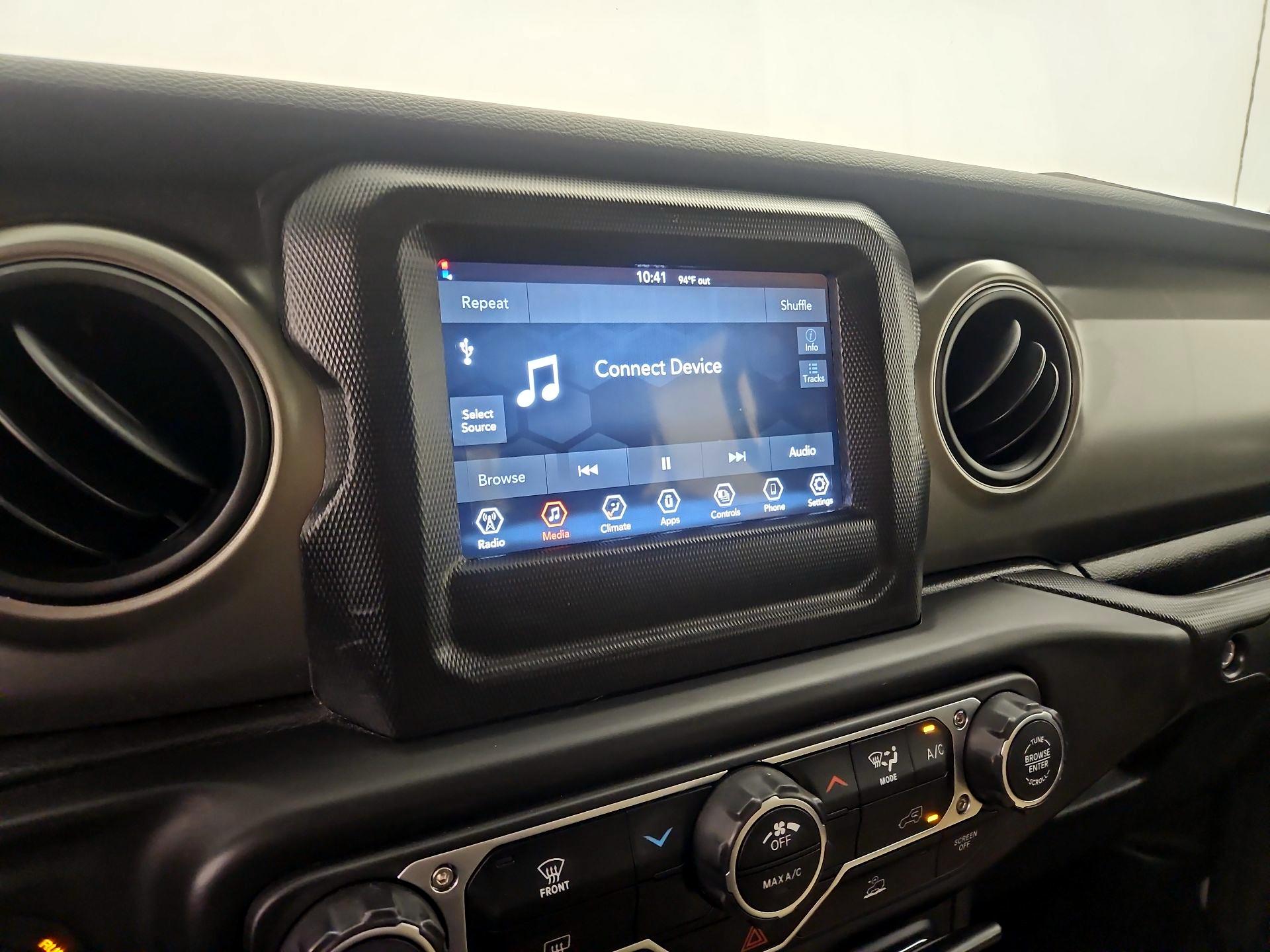 Thumbnail: 2023 Jeep Gladiator - 16
