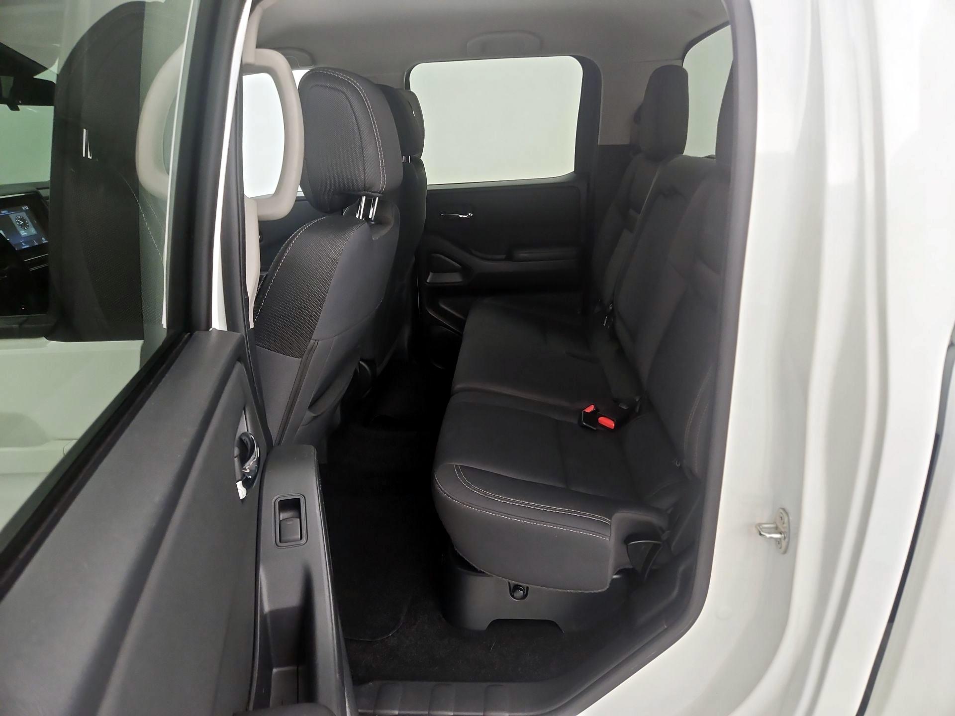 Thumbnail: 2022 Nissan Frontier - 20