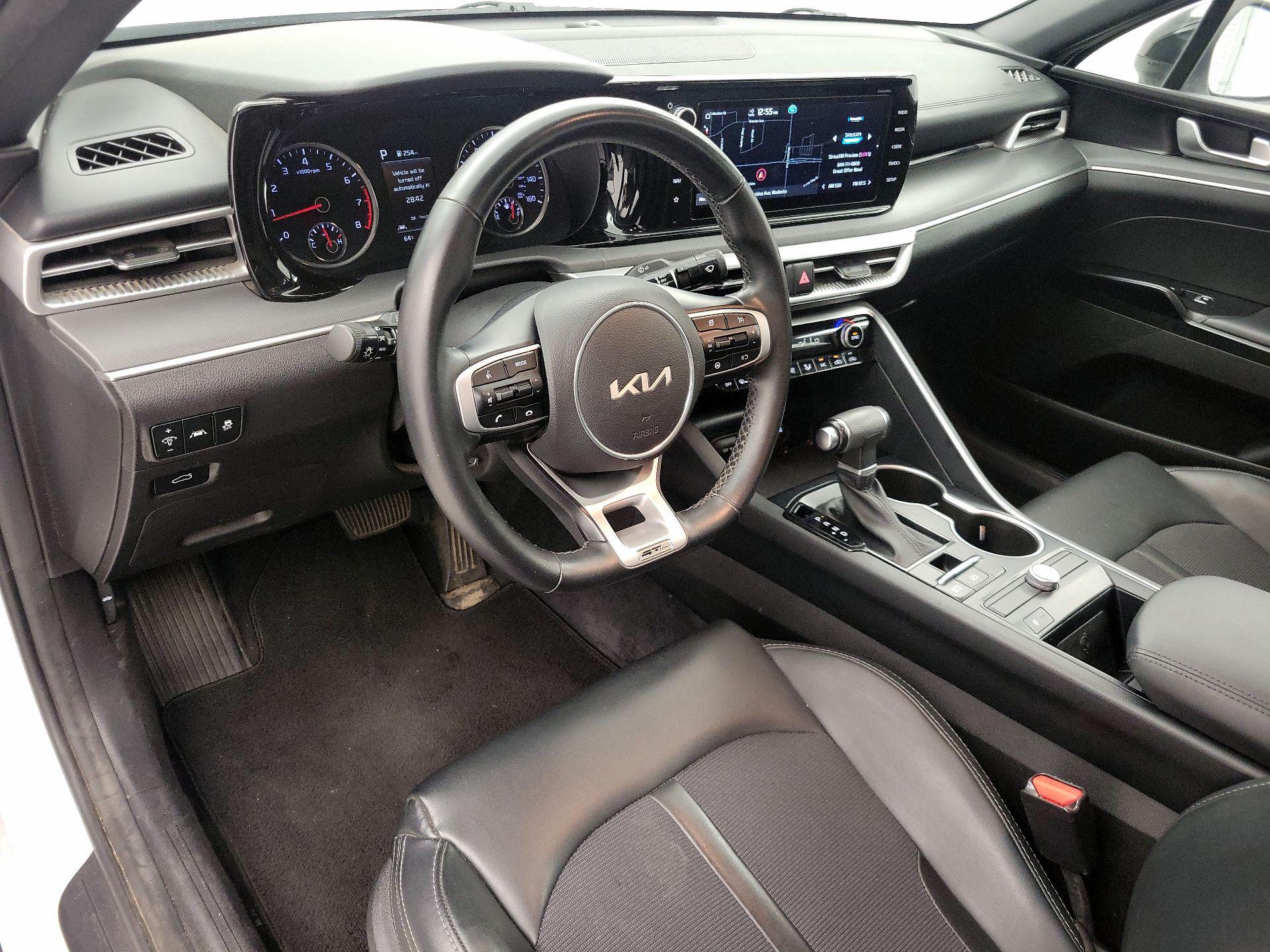 Thumbnail: 2023 Kia K5 - 9