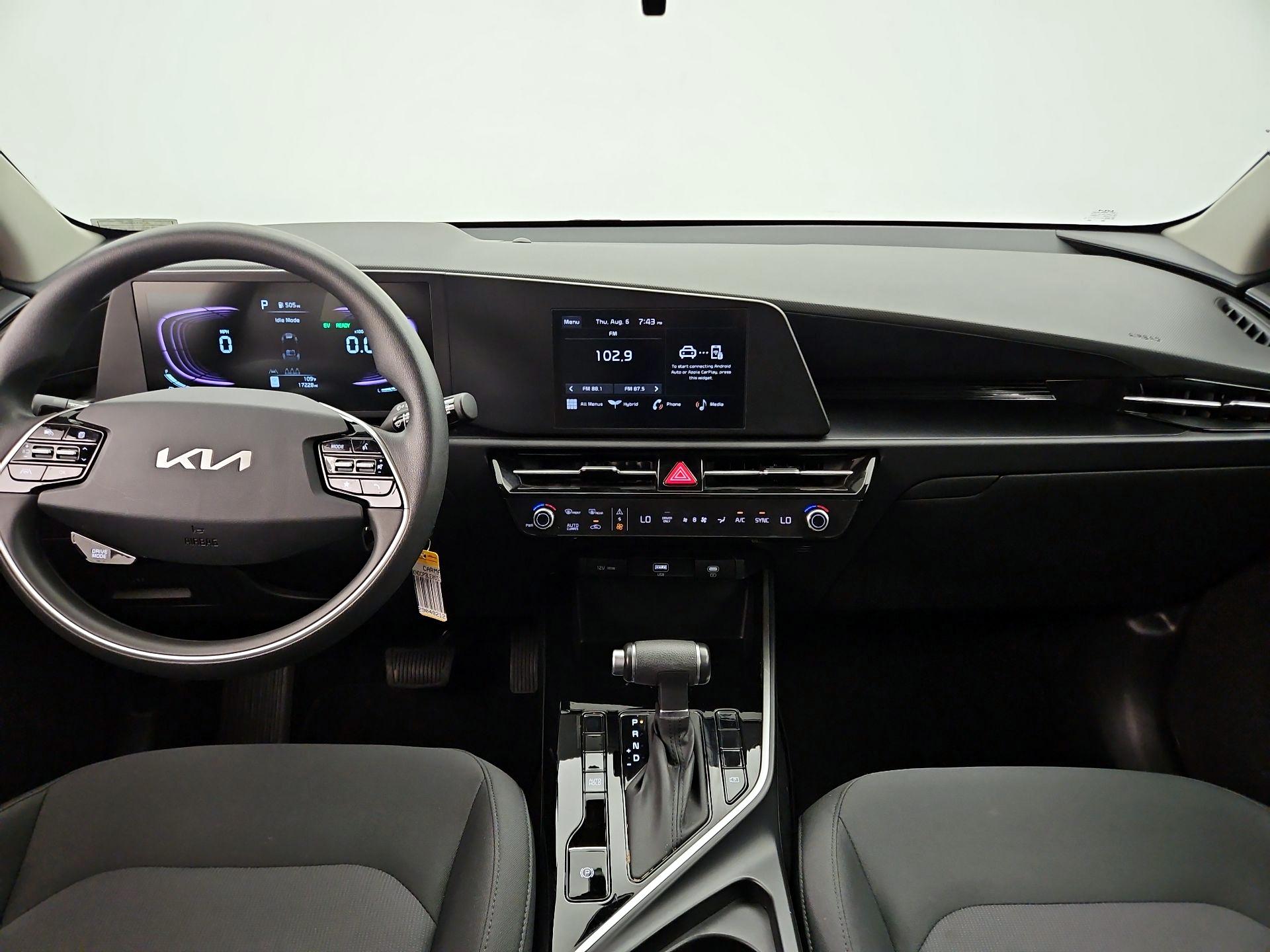 Thumbnail: 2025 Kia Niro - 9