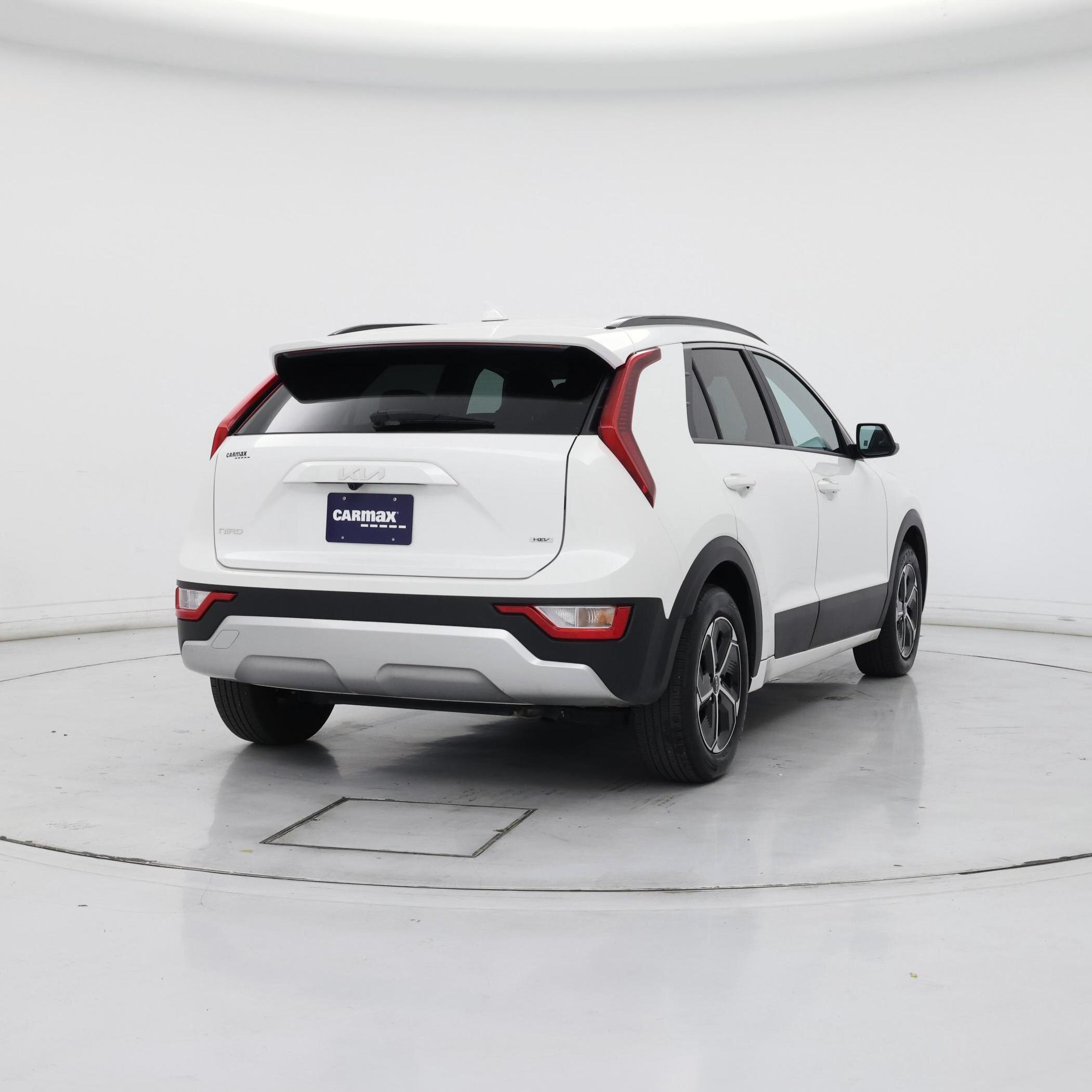 Thumbnail: 2025 Kia Niro - 8
