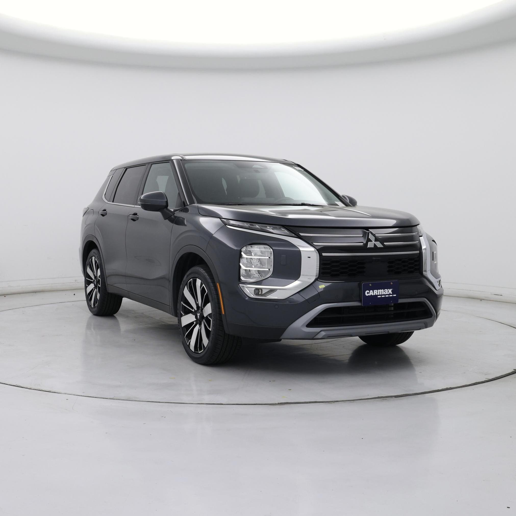 Gray 2025 Mitsubishi Outlander SUV / Crossover Front-Wheel Drive Automatic