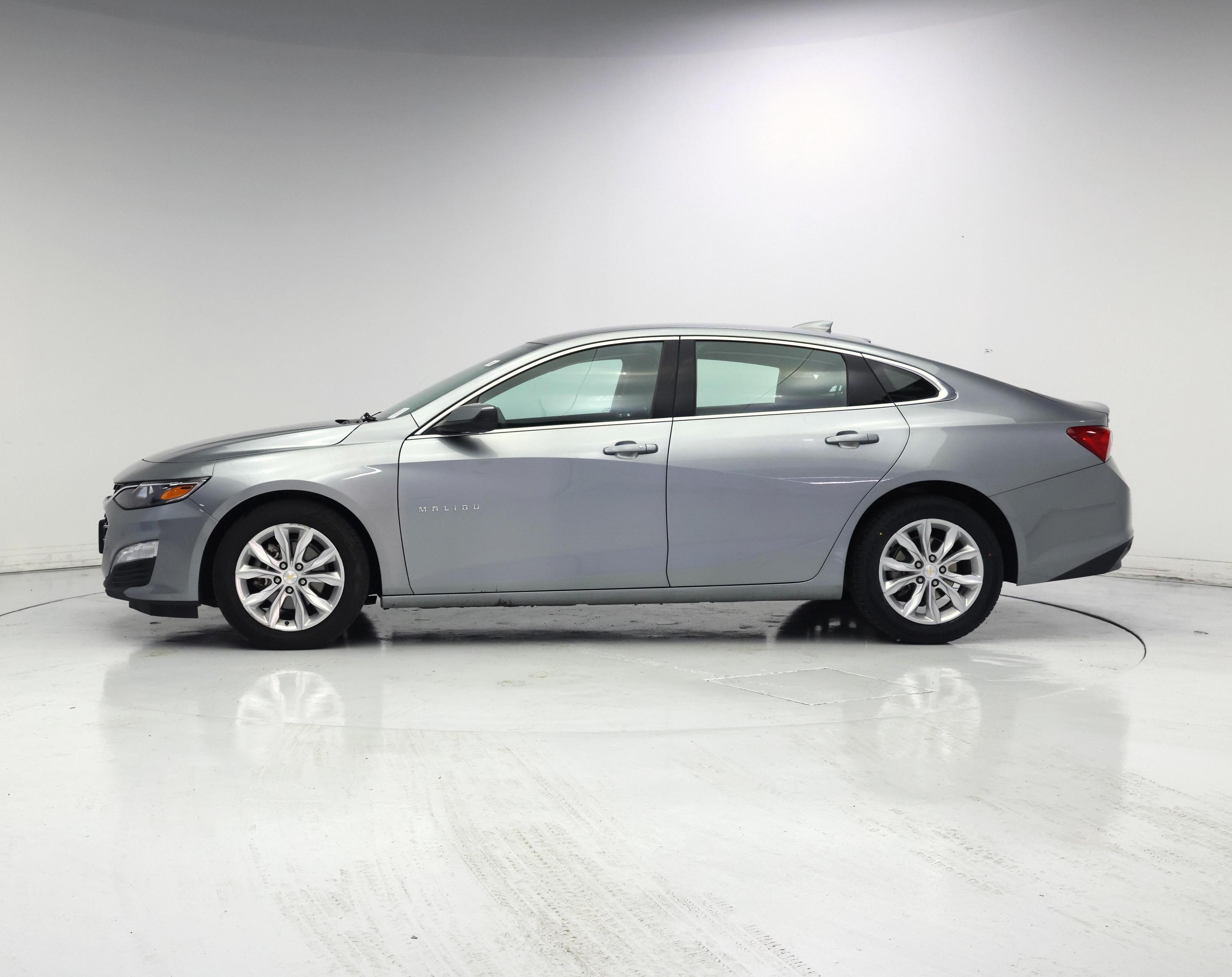Thumbnail: 2024 Chevrolet Malibu - 3