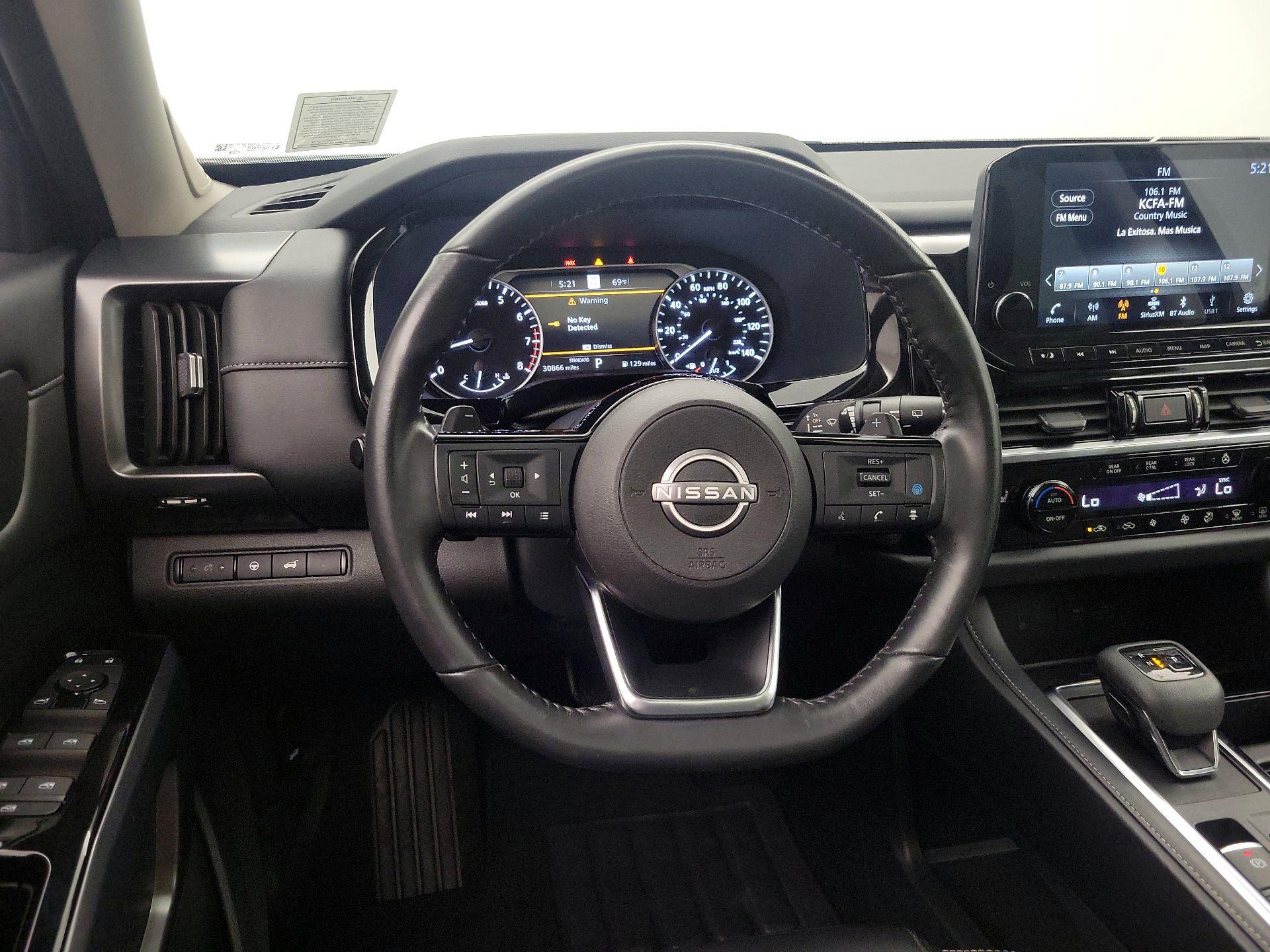 Thumbnail: 2023 Nissan Pathfinder - 10