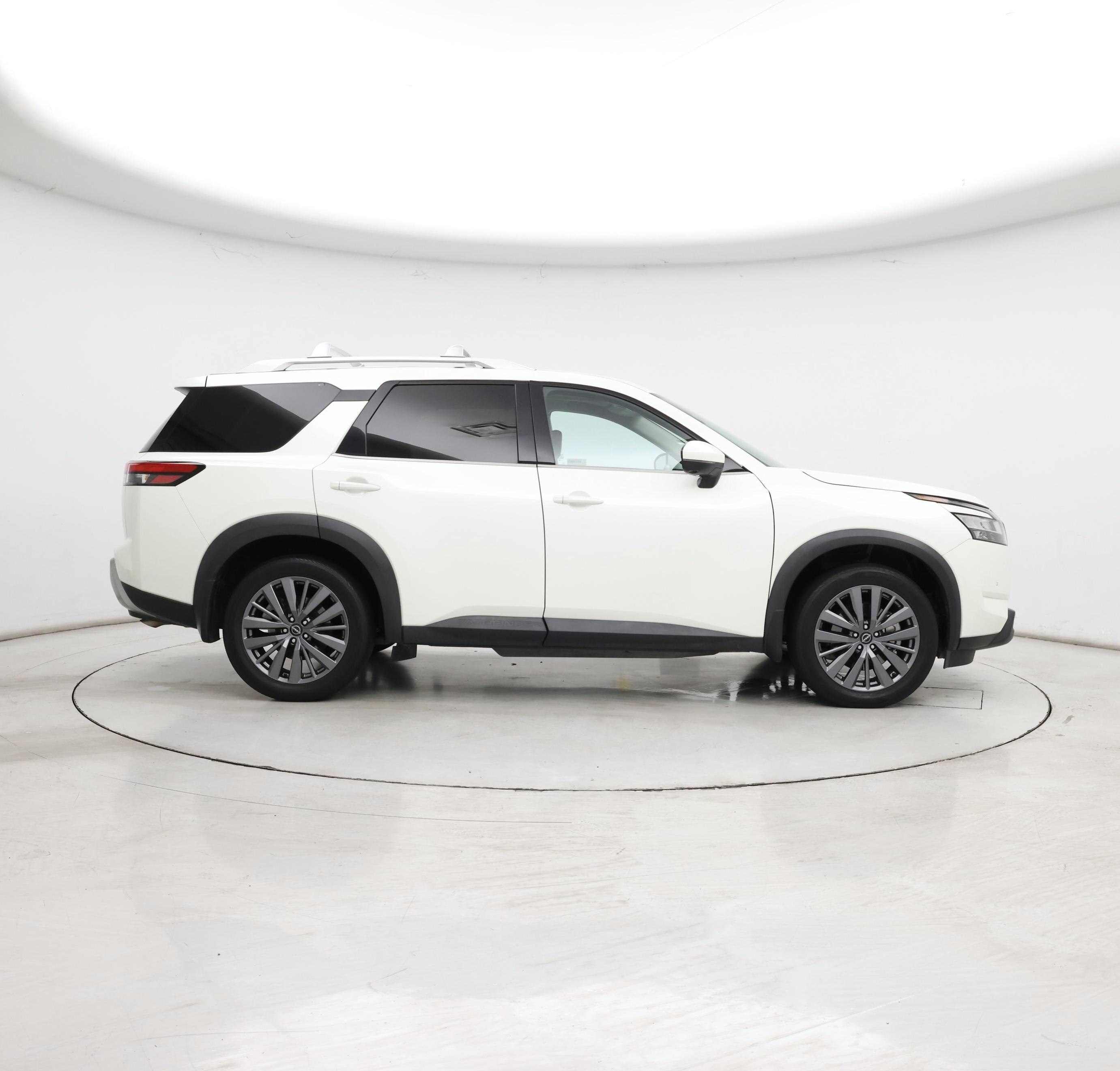 Thumbnail: 2023 Nissan Pathfinder - 7