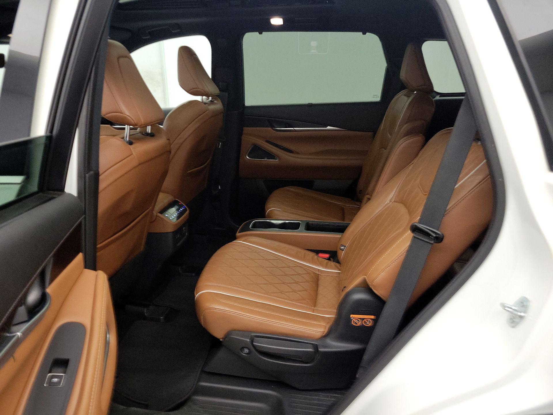 Thumbnail: 2023 INFINITI QX60 - 20
