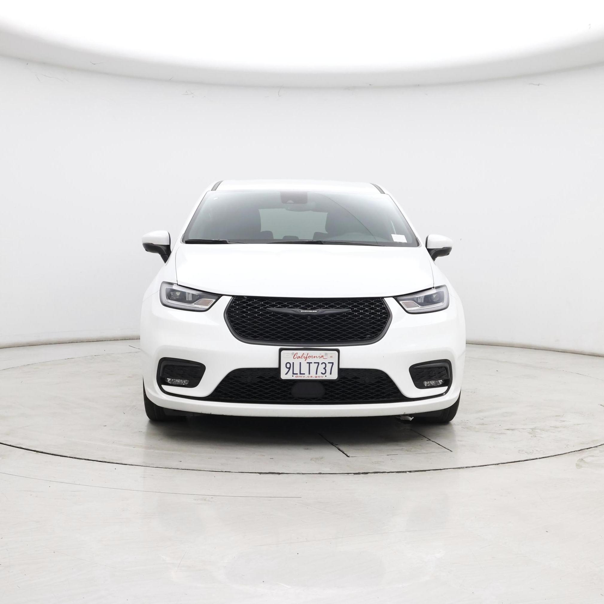 Thumbnail: 2023 Chrysler Pacifica - 5