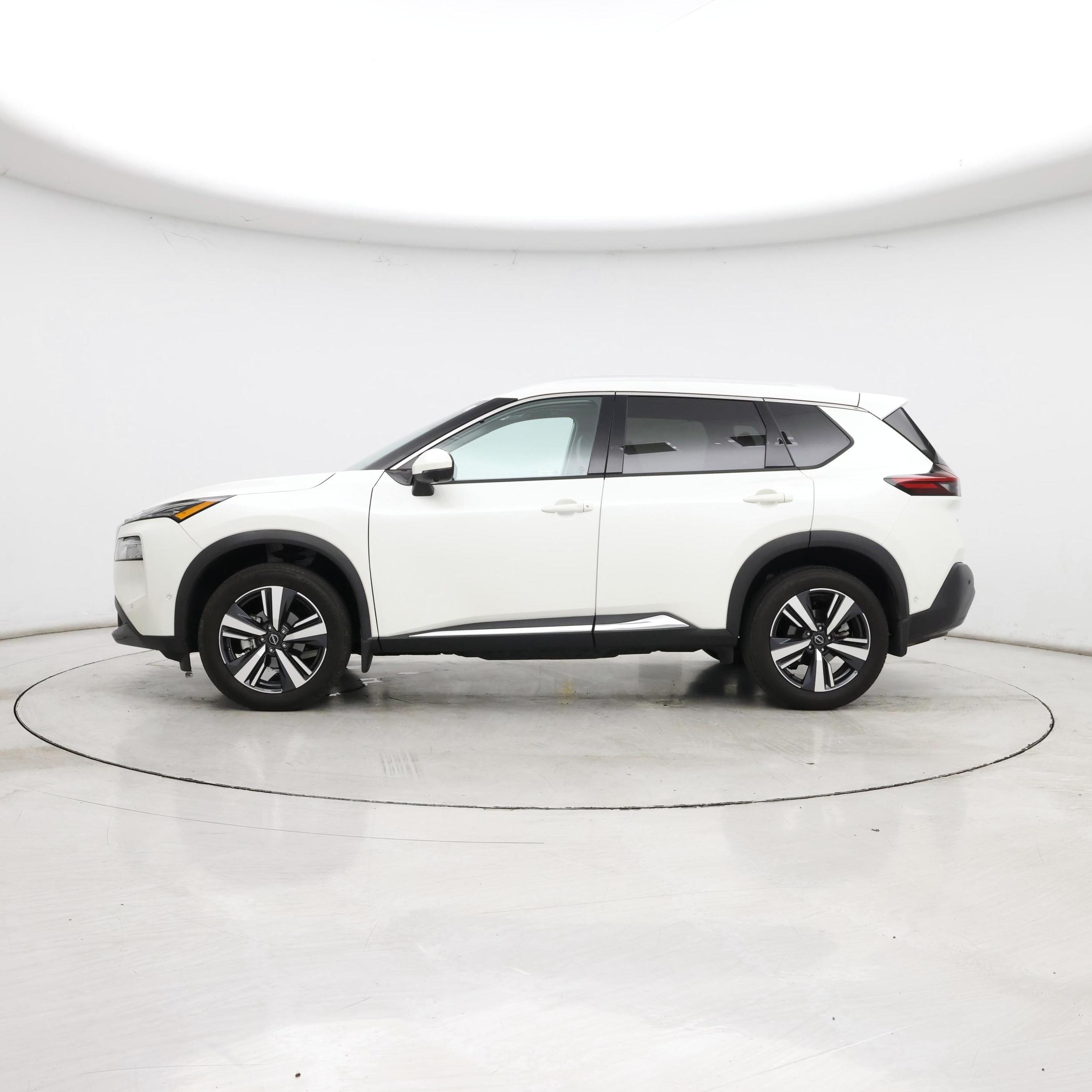 Thumbnail: 2023 Nissan Rogue - 3