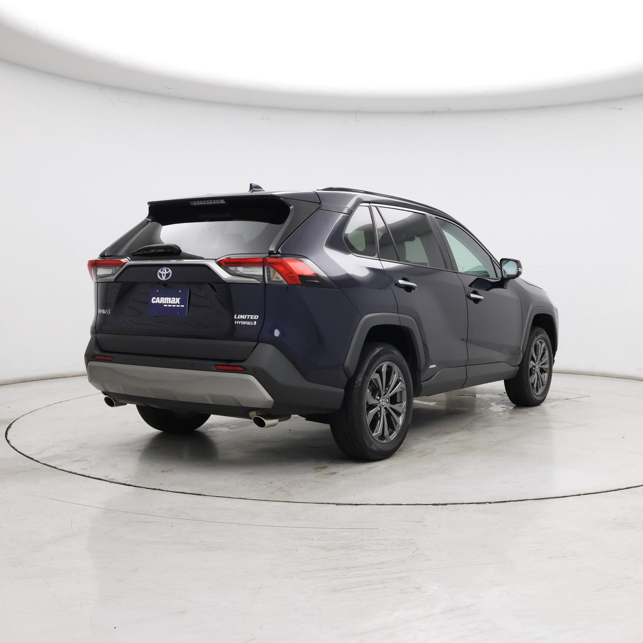 Thumbnail: 2023 Toyota RAV4 - 8