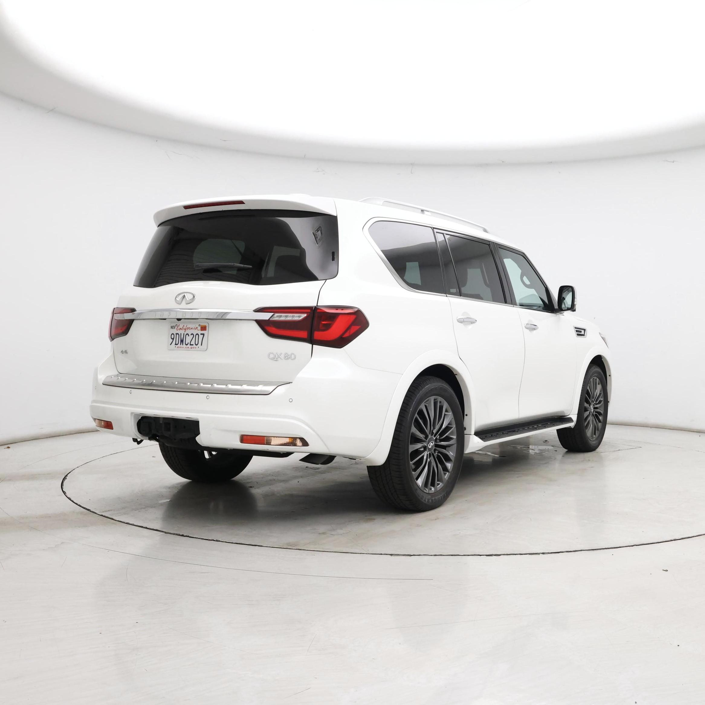 Thumbnail: 2023 INFINITI QX80 - 8