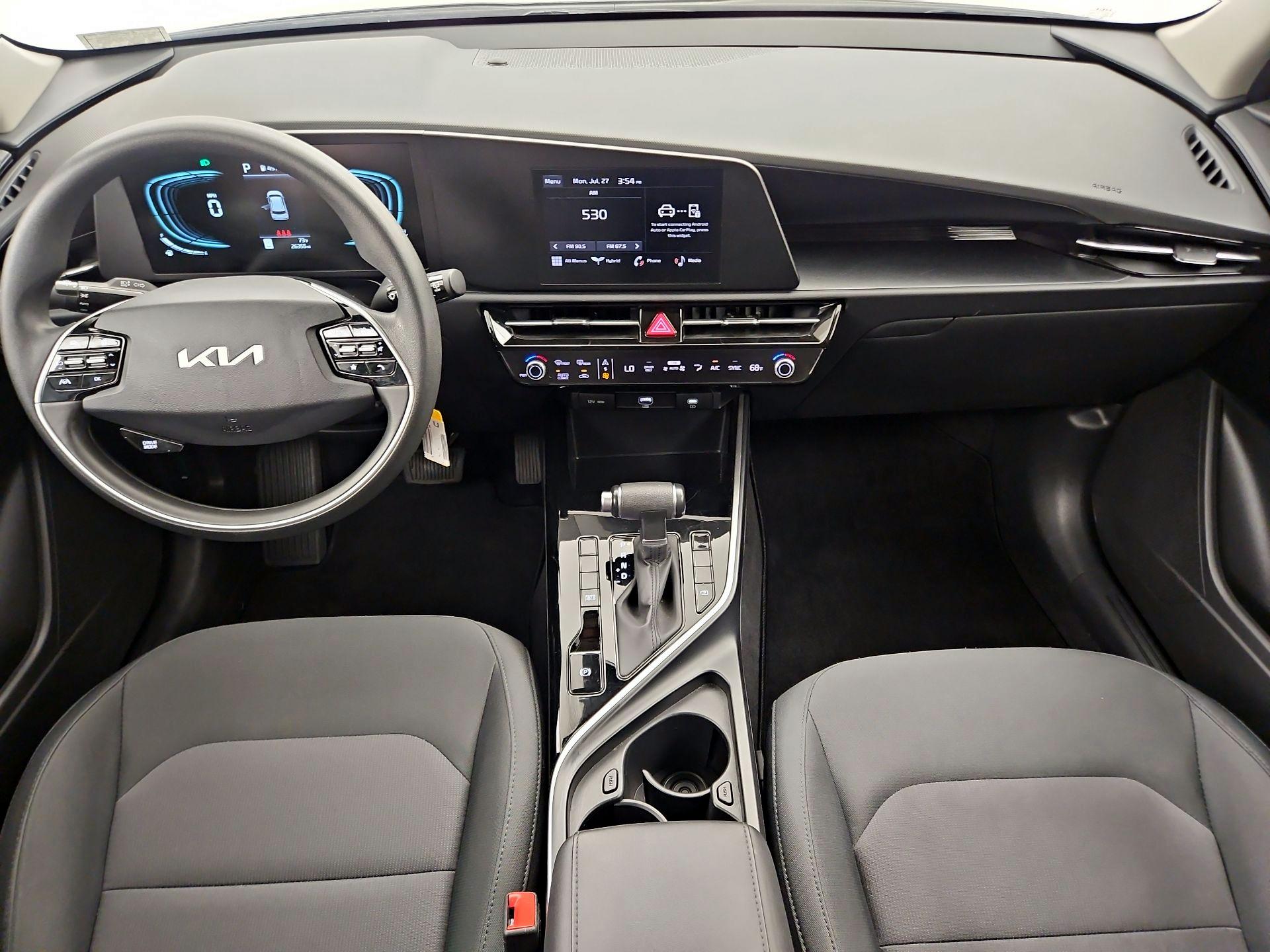 Thumbnail: 2025 Kia Niro - 9