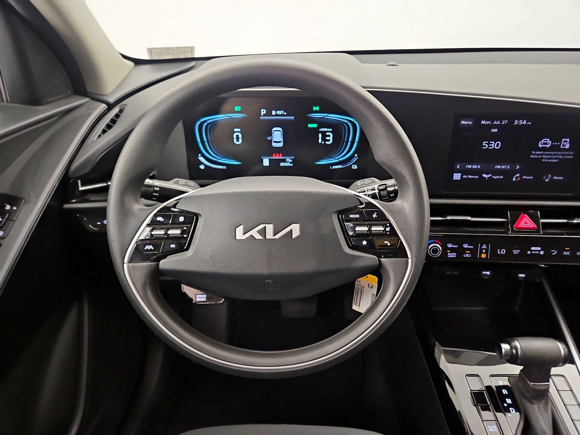 Thumbnail: 2025 Kia Niro - 10