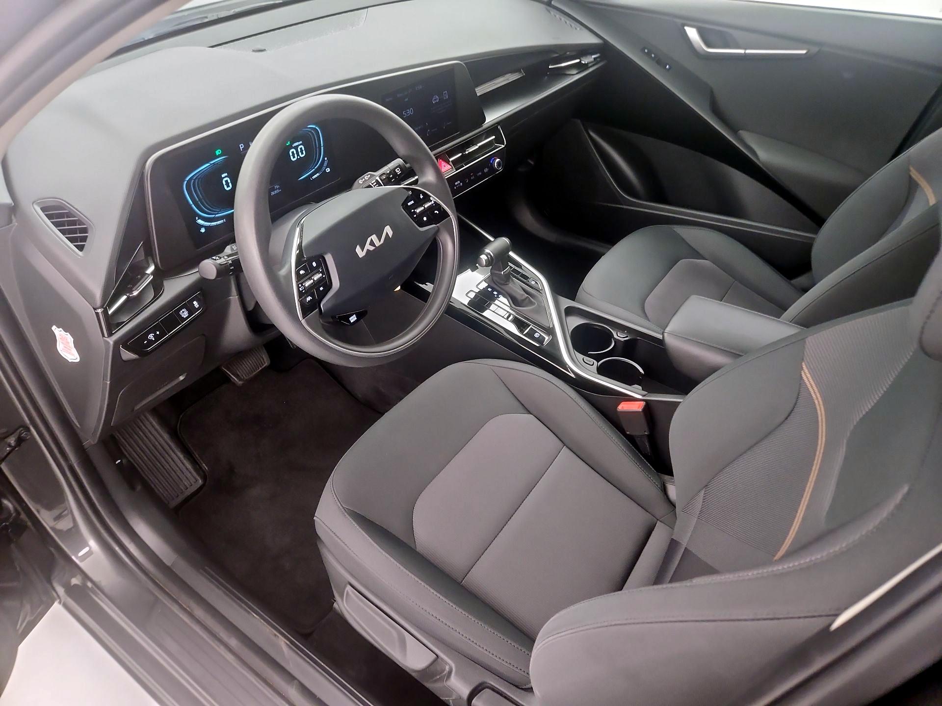 Thumbnail: 2025 Kia Niro - 11
