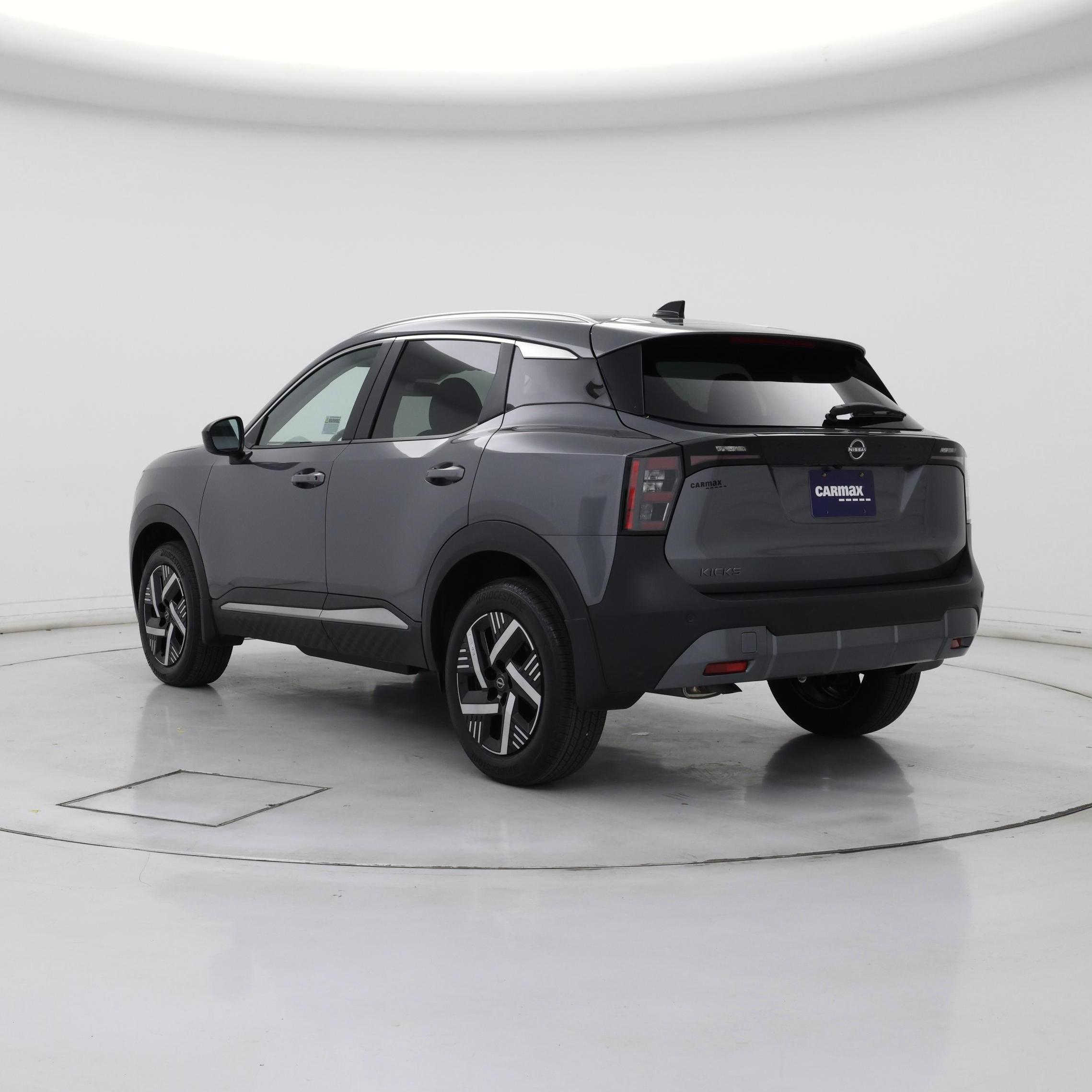 Thumbnail: 2026 Nissan Kicks - 2
