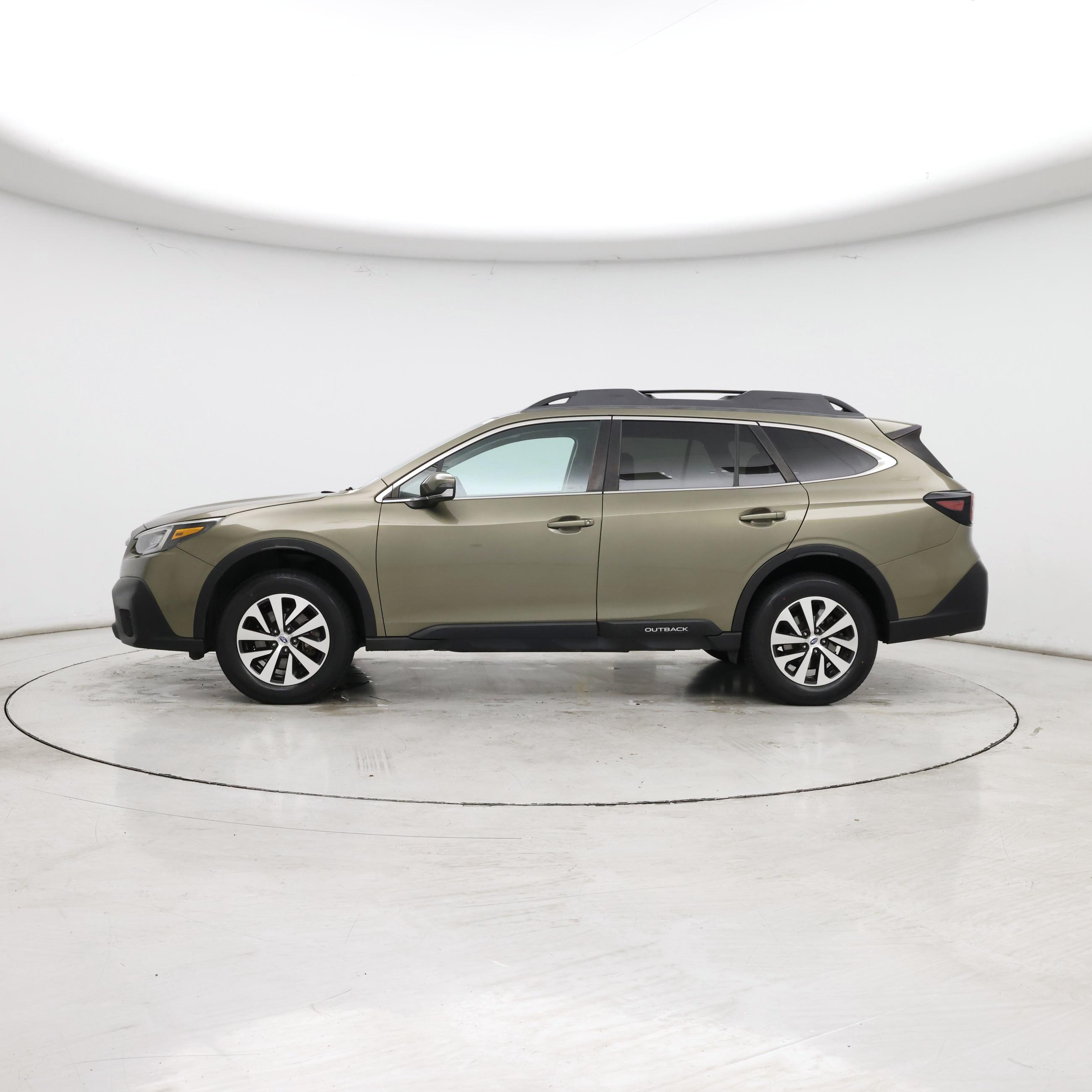 Thumbnail: 2021 Subaru Outback - 3